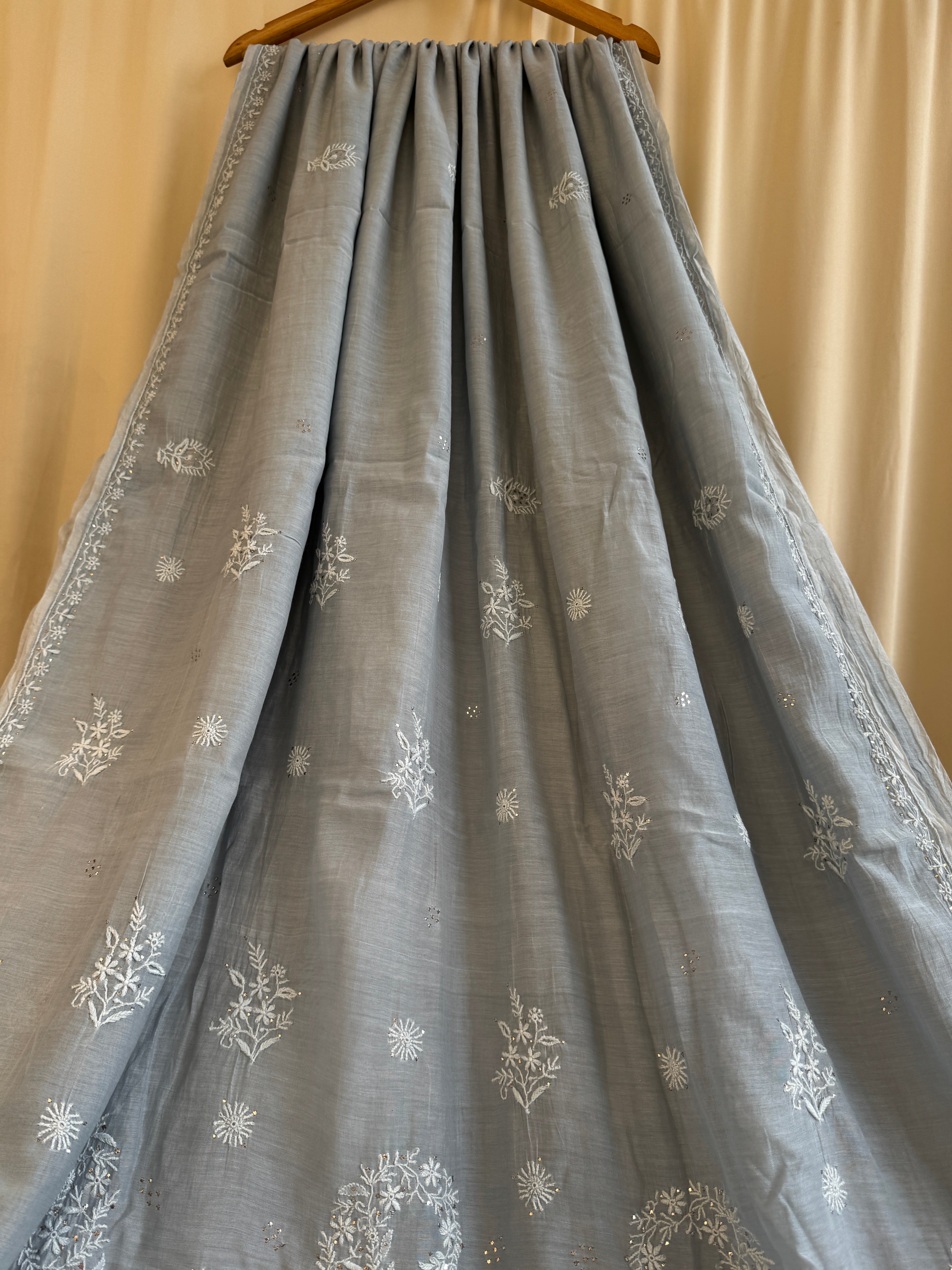 Pure Mul Cotton Chikankari saree in Grey with Mukaish work ARIAA CHIKANKARI