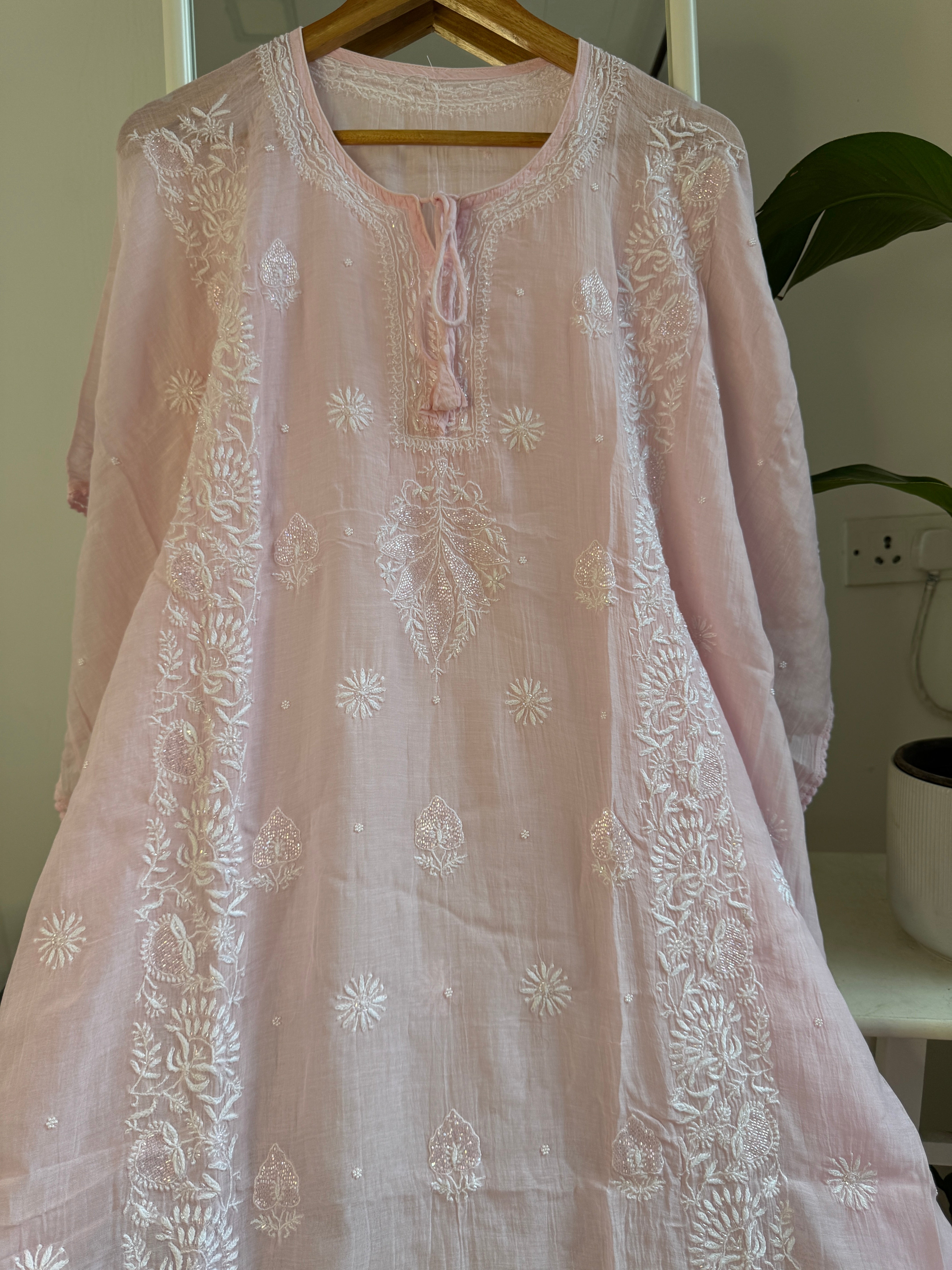 Mul Chanderi Chikankari Kaftan - Pink