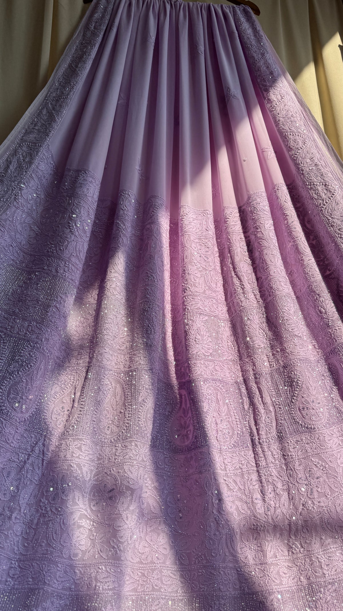 Viscose Lavender Chikankari saree with Pearl embellishments