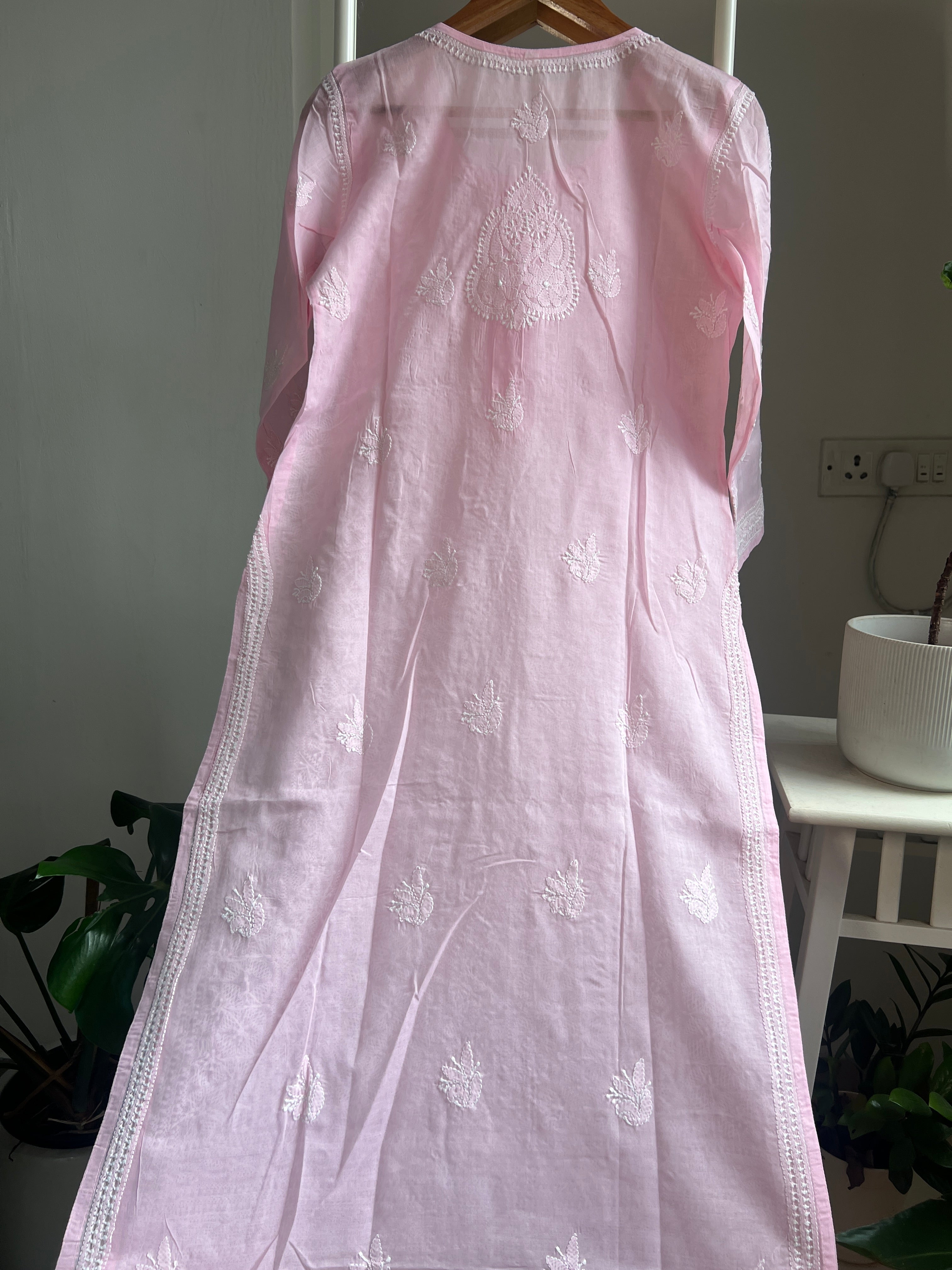 Cotton Chikankari Kurti - Pink -white thread work ARIAA CHIKANKARI