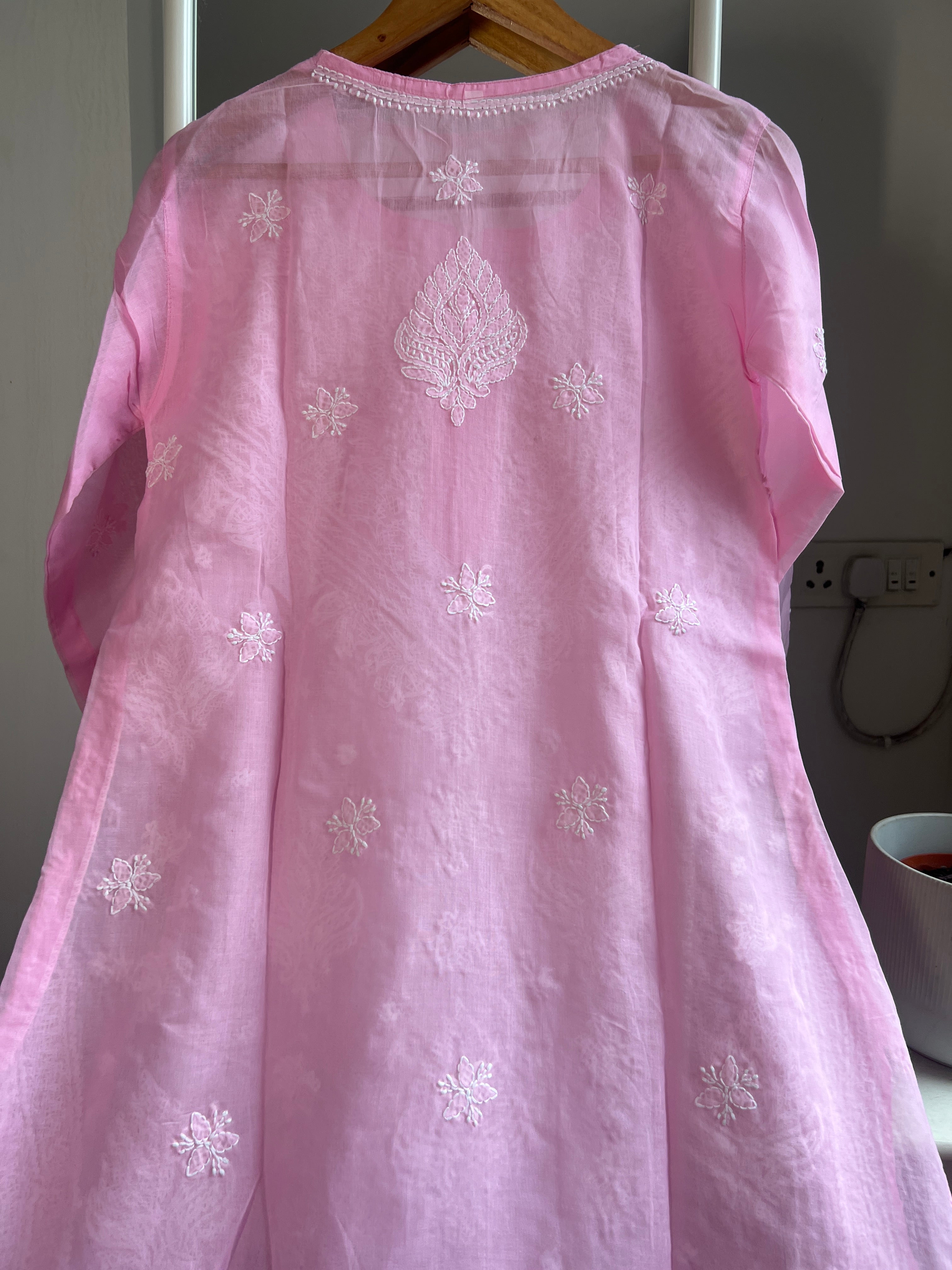 Cotton Chikankari Kurti - Pink -white thread work ARIAA CHIKANKARI