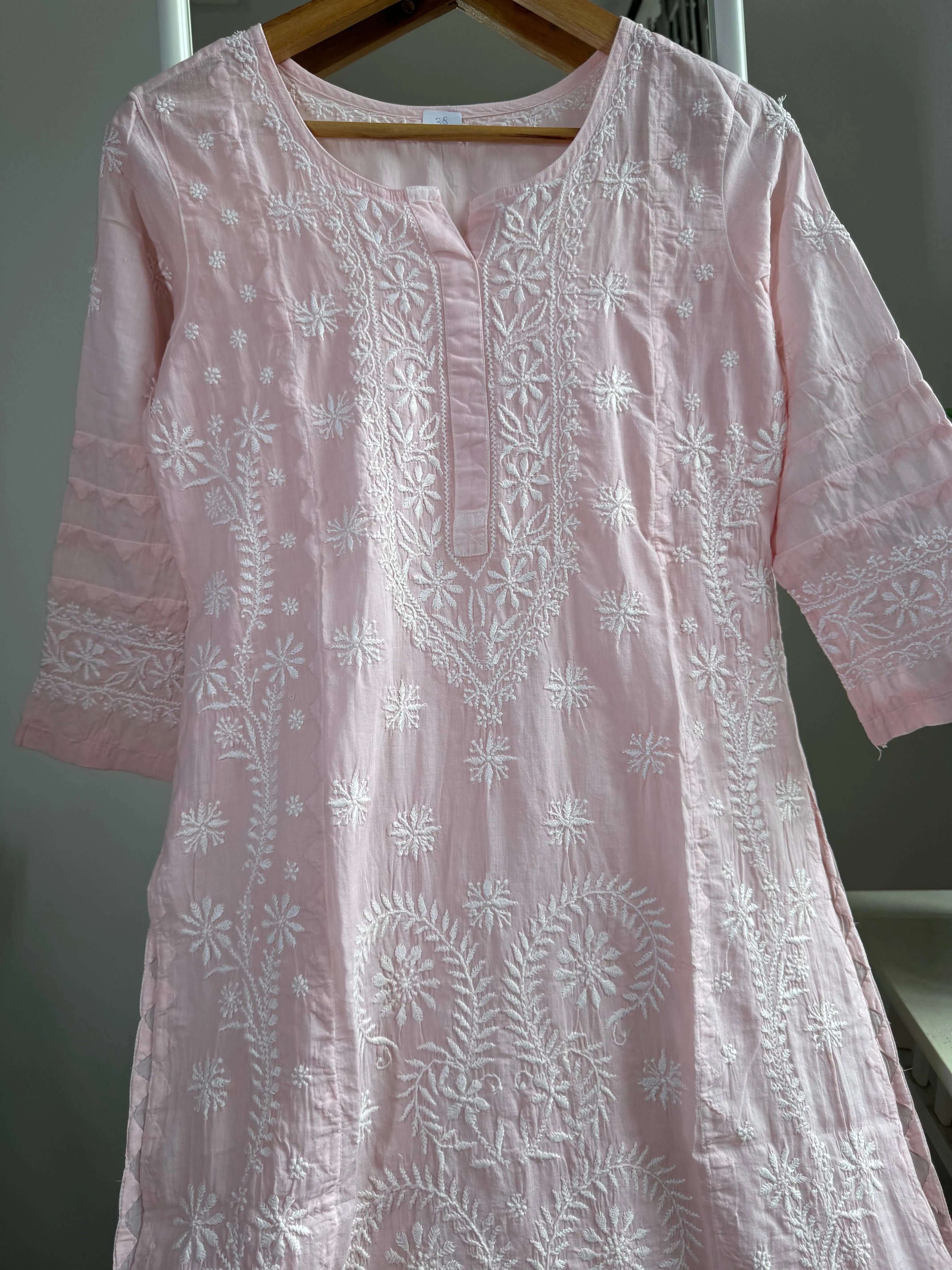 Mul Cotton Chikankari Kurti - Pale Pinki ARIAA CHIKANKARI 