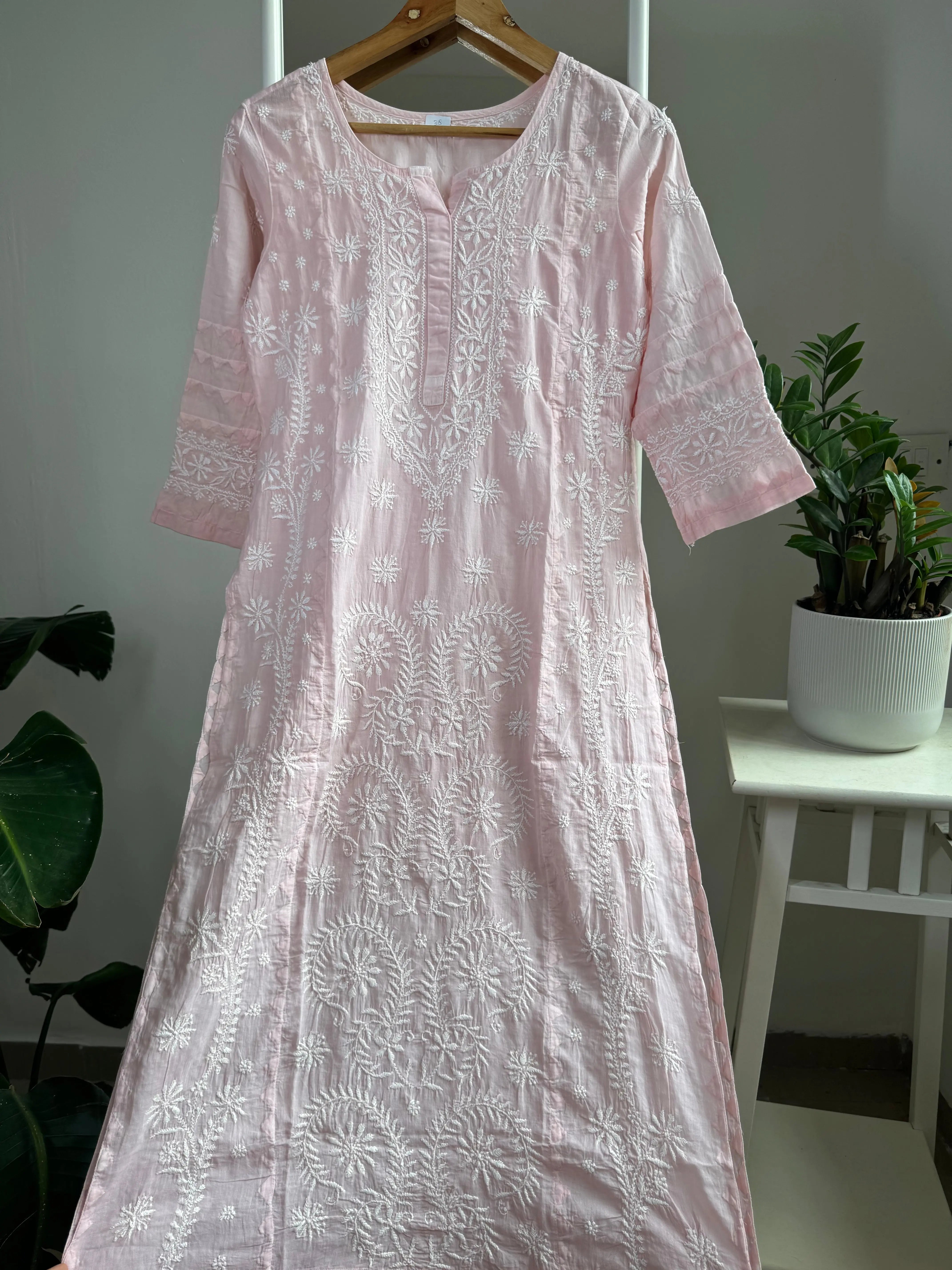 Mul Cotton Chikankari Kurti - Pale Pinki ARIAA CHIKANKARI 