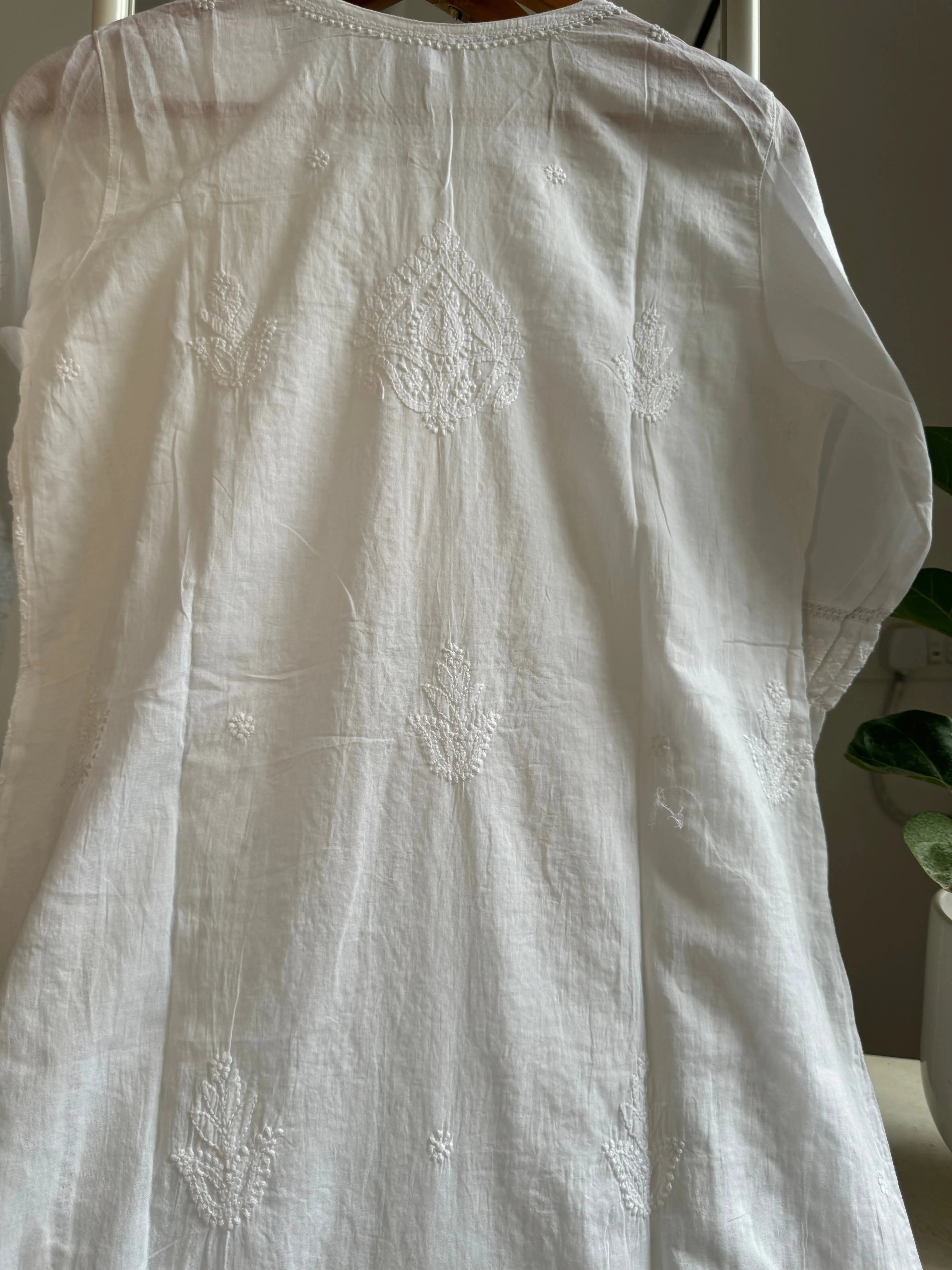 Mul Cotton white Chikankari Kurti ARIAA CHIKANKARI 