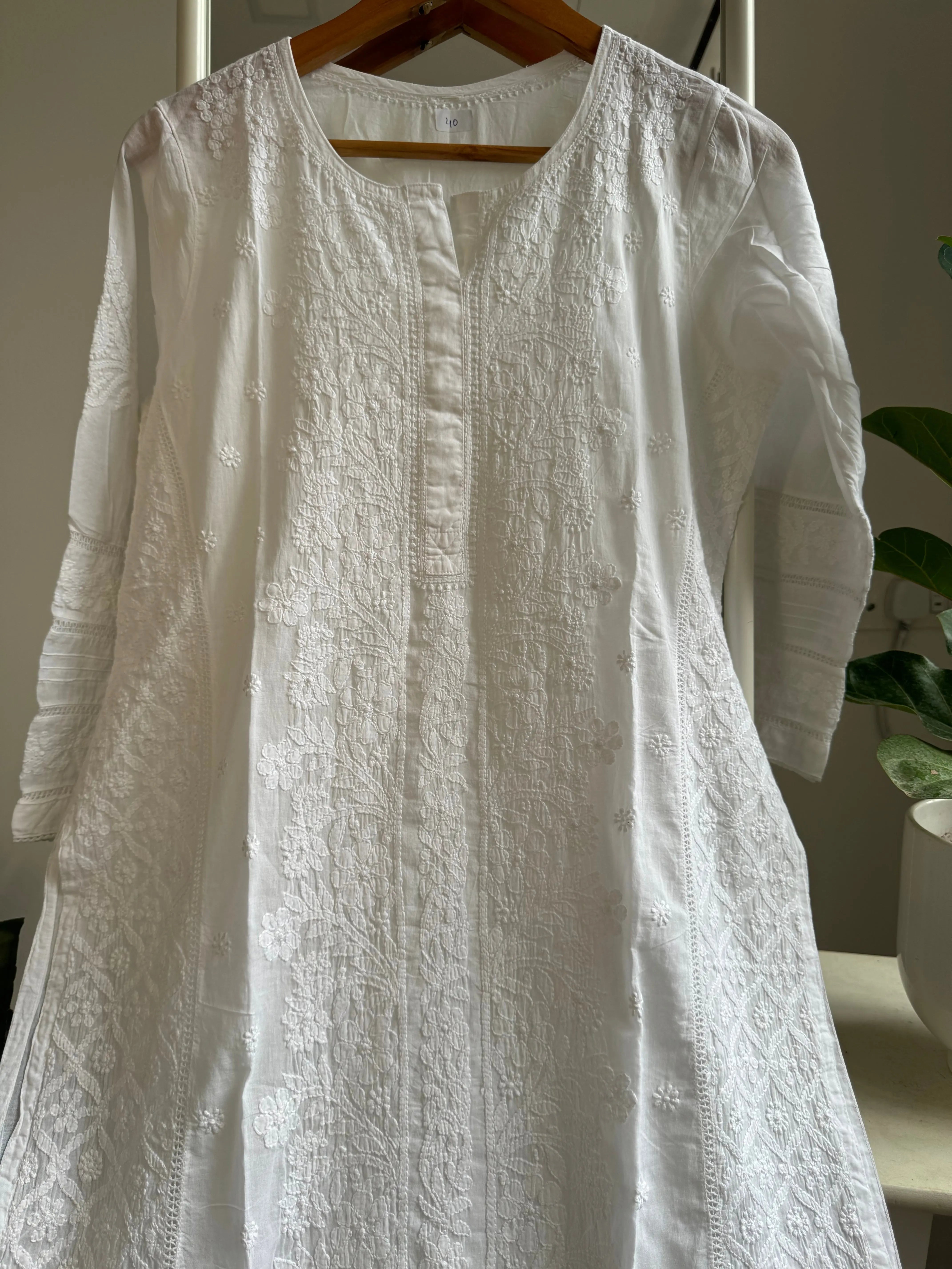 Mul Cotton white Chikankari Kurti ARIAA CHIKANKARI 