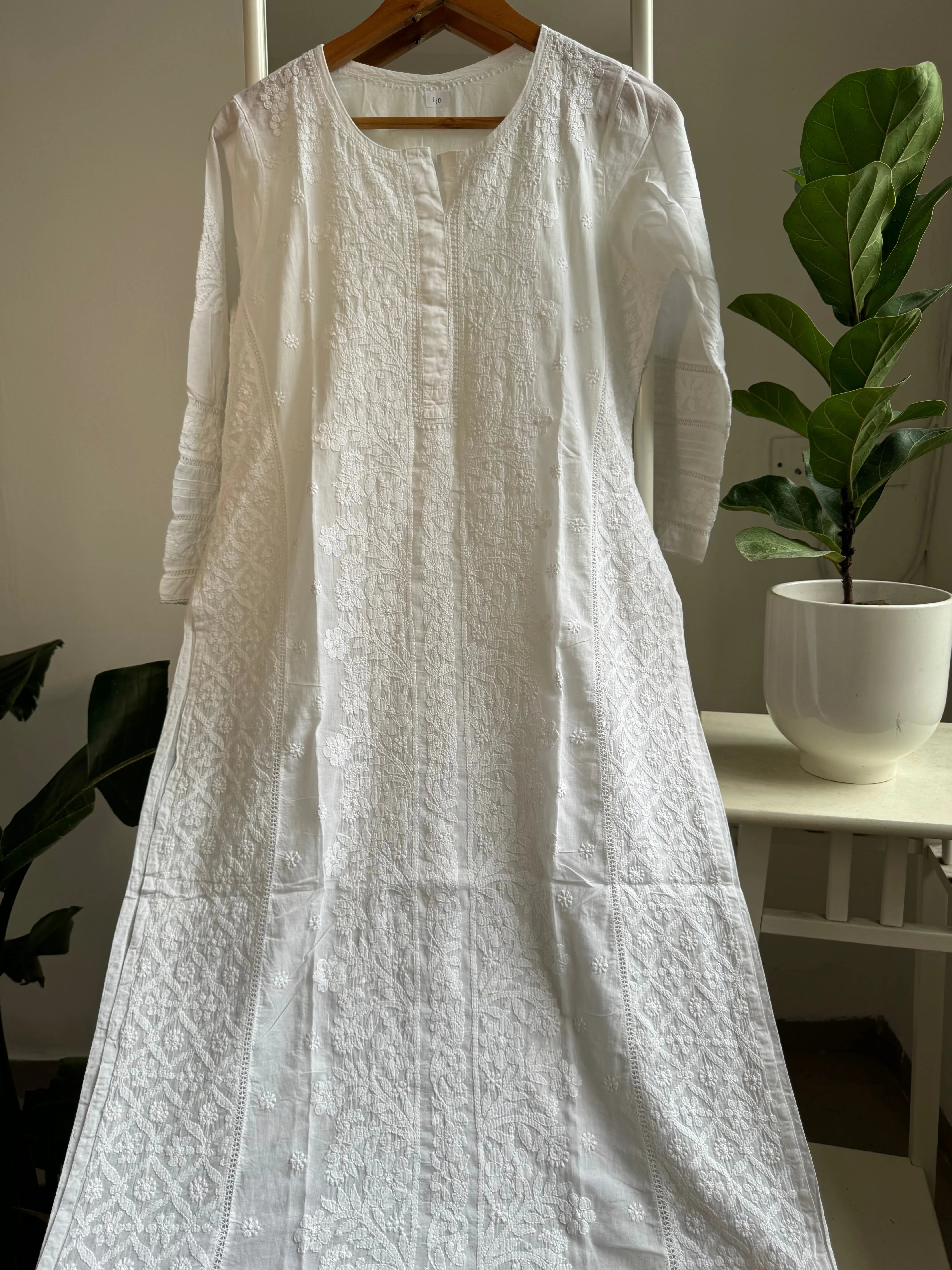 Mul Cotton white Chikankari Kurti ARIAA CHIKANKARI 