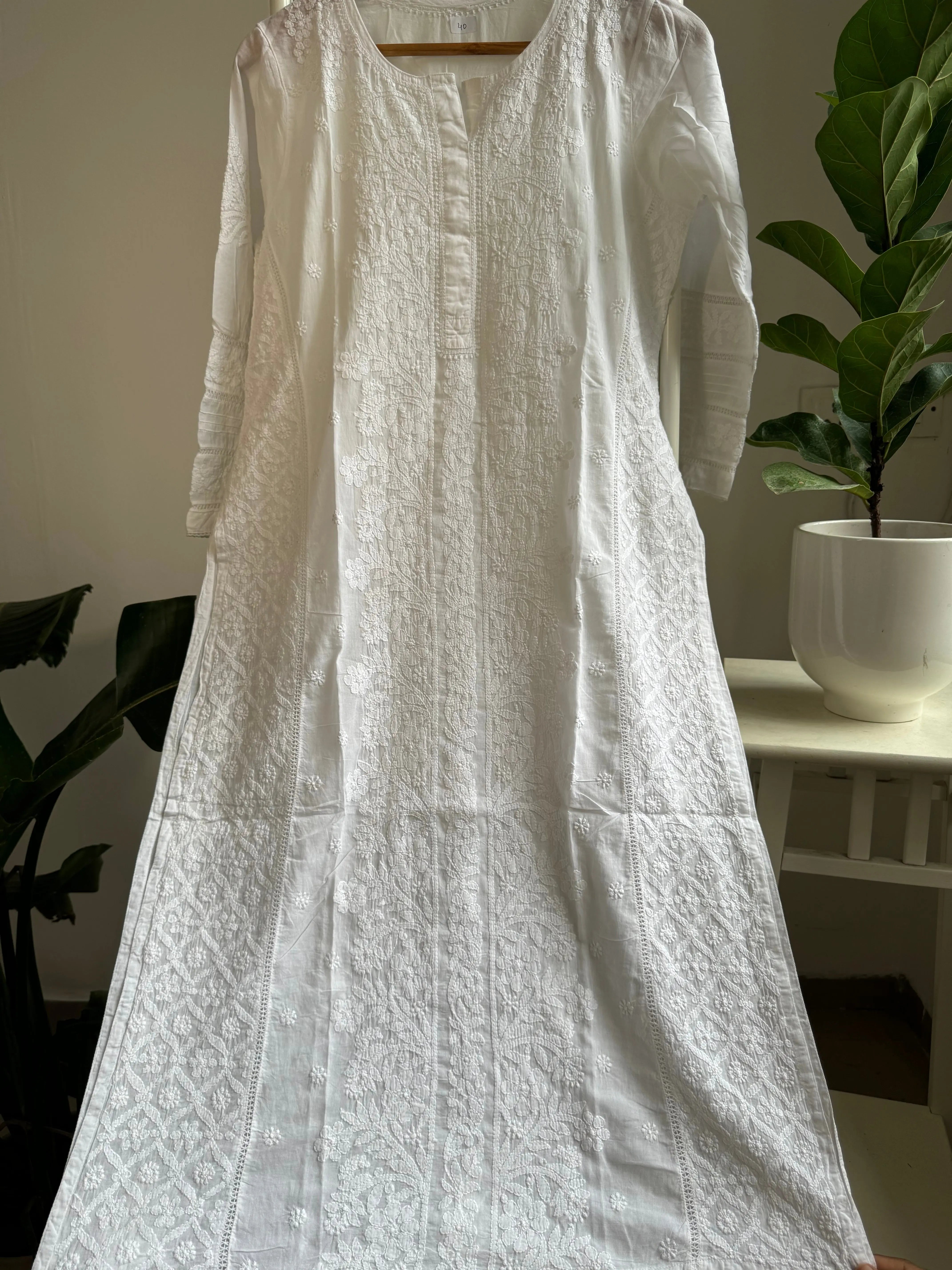 Mul Cotton white Chikankari Kurti ARIAA CHIKANKARI 