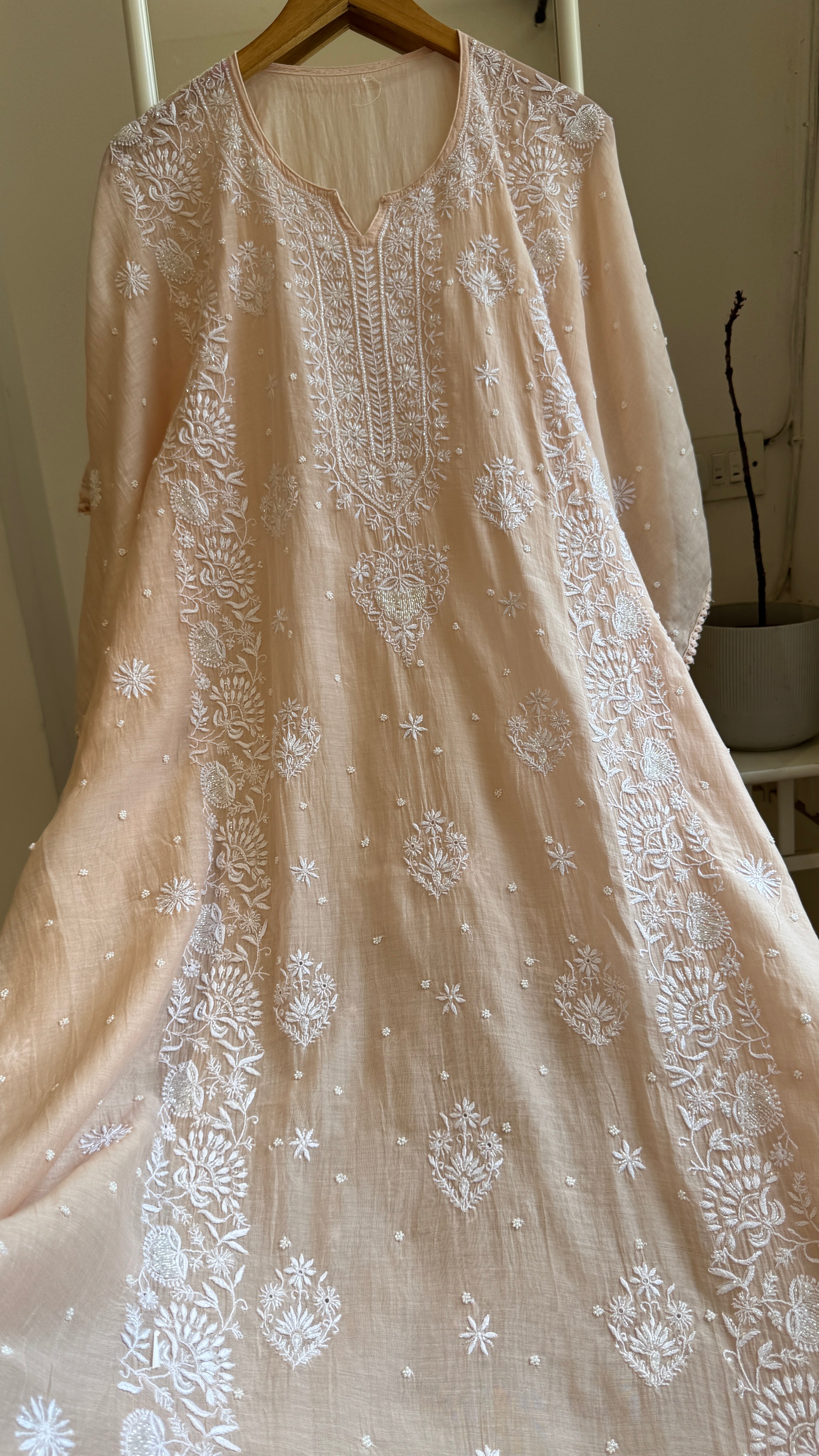 Mul Chanderi Chikankari Kaftan - Pale Pink