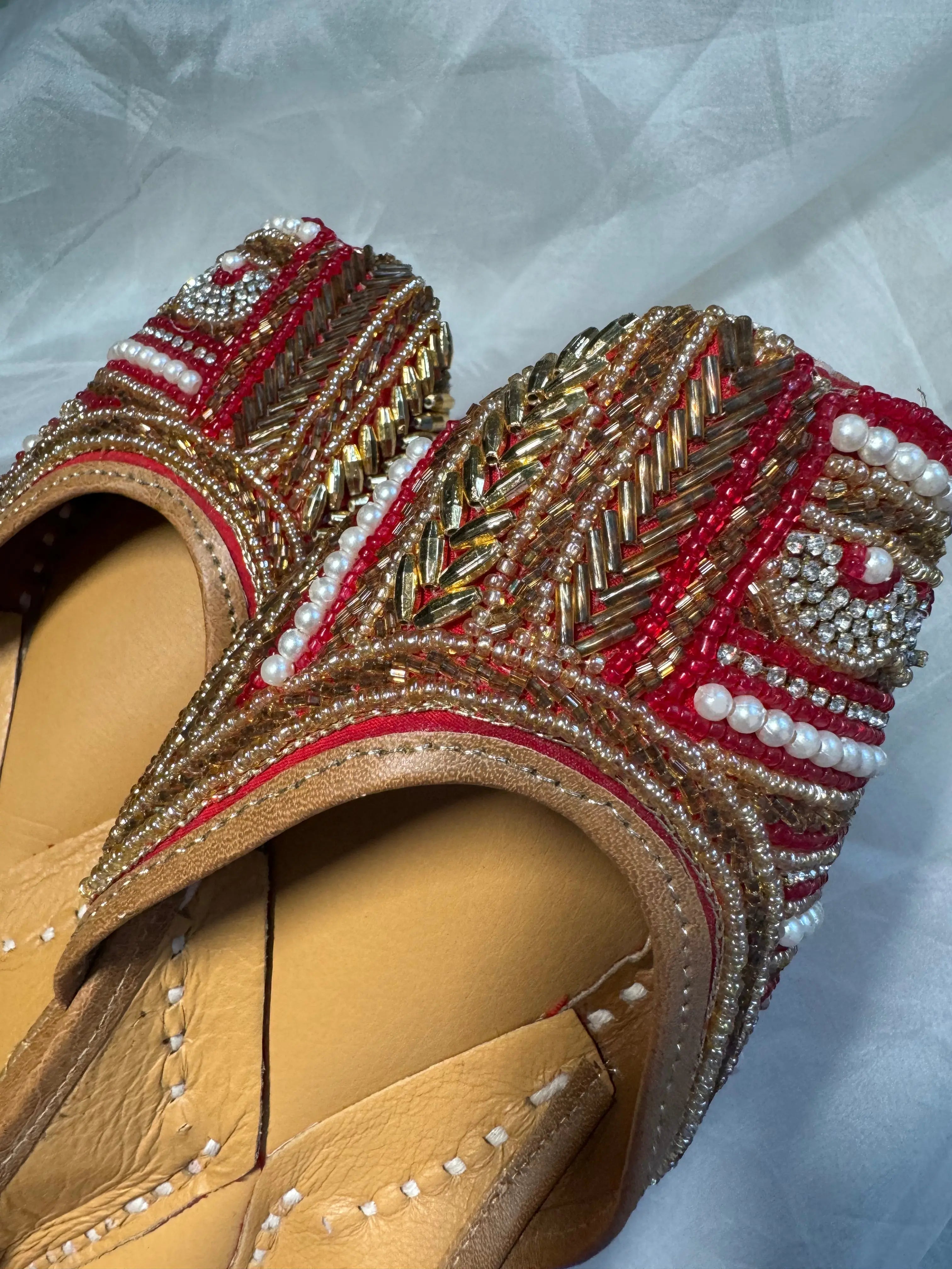 Embellished Hand crafted Mojaris - Red ARIAA CHIKANKARI 