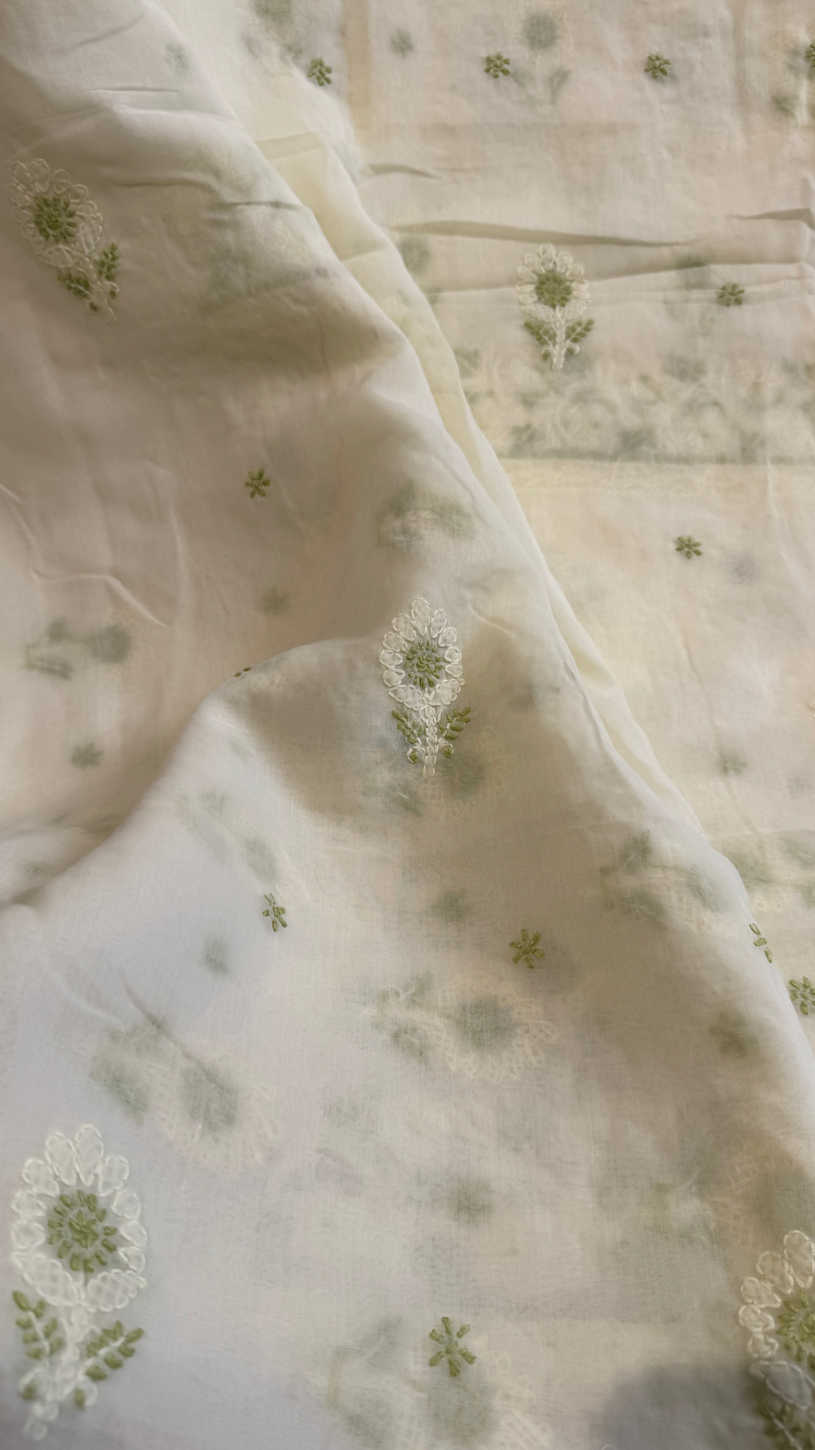 Handcrafted Lucknowi Chikankari Suit Set - Full Jaal - ARIAA CHIKANKARI