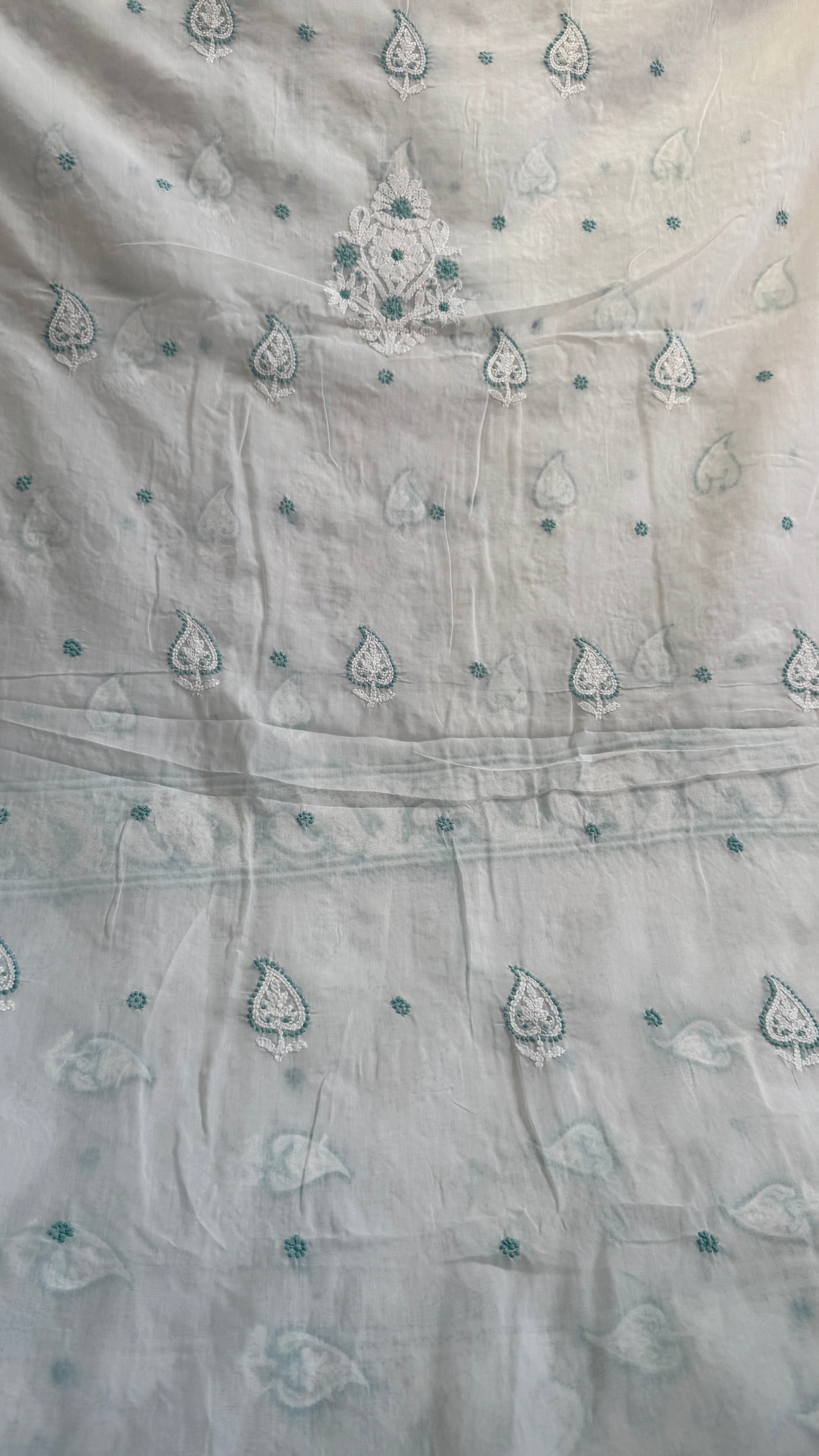 Handcrafted Lucknowi Chikankari Suit Set - Full Jaal - ARIAA CHIKANKARI