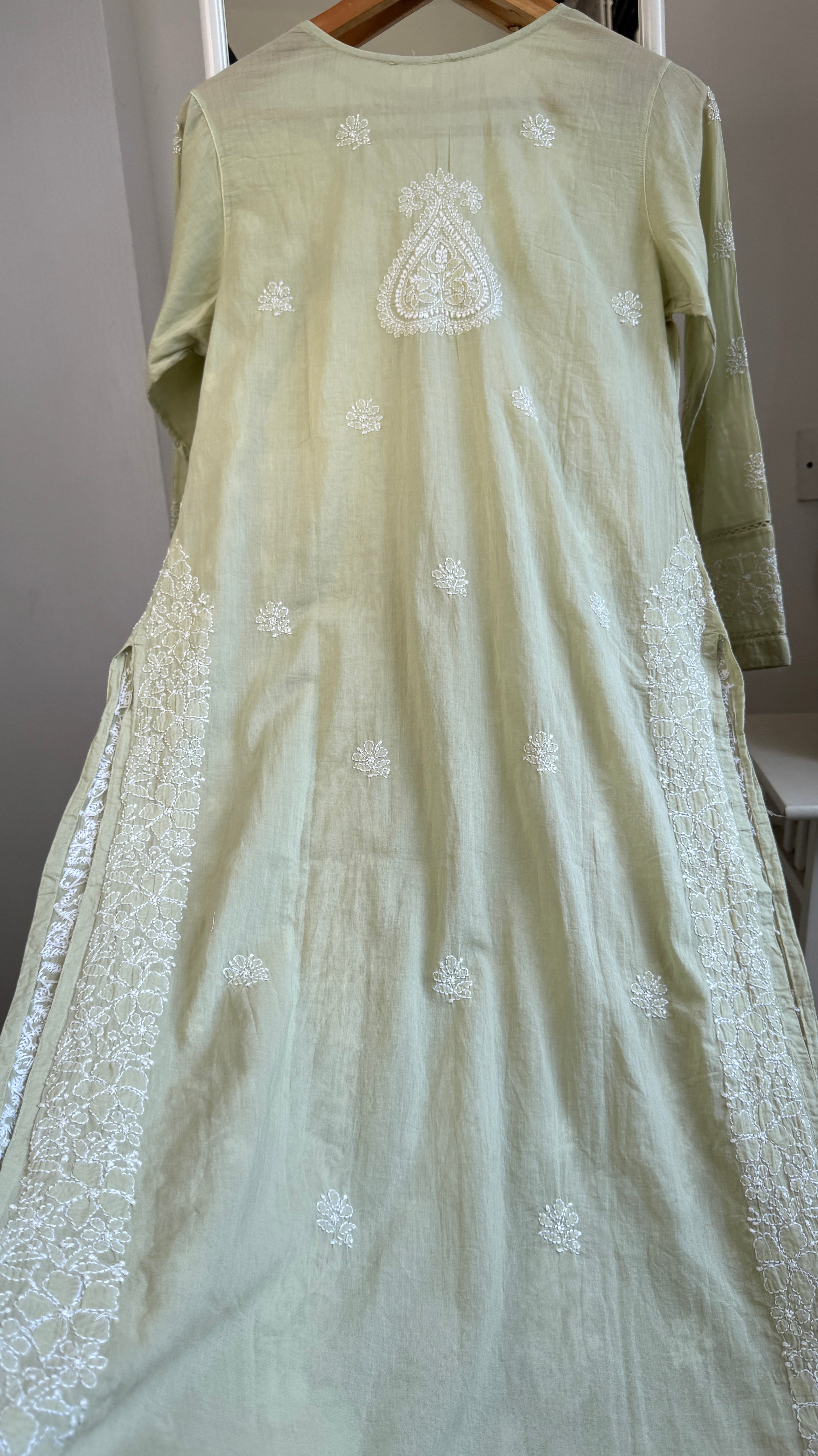 Mul Cotton Sheen Green Chikankari Kurti - Saaz Collection