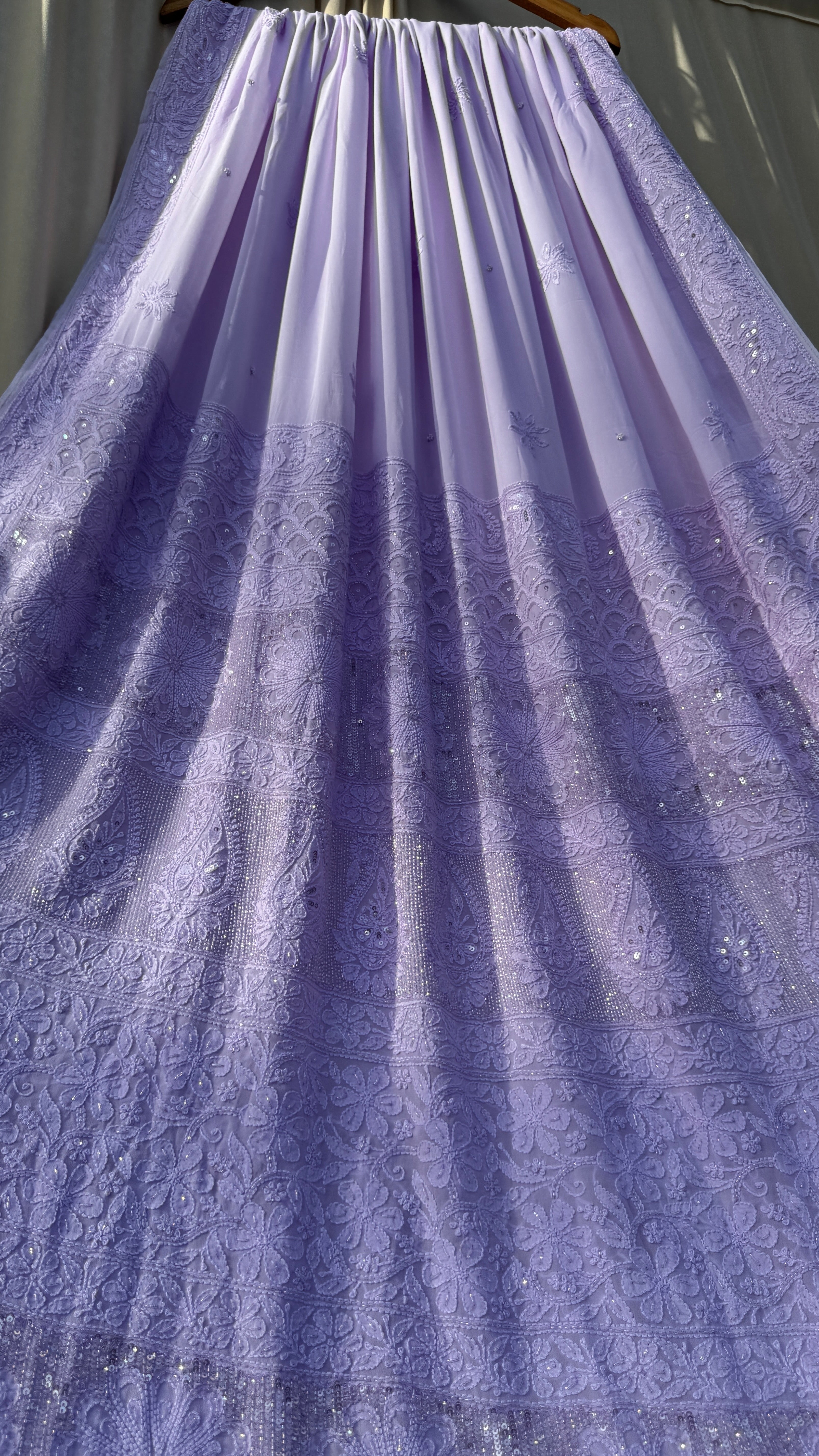 Viscose Lavender Chikankari saree with Pearl embellishments
