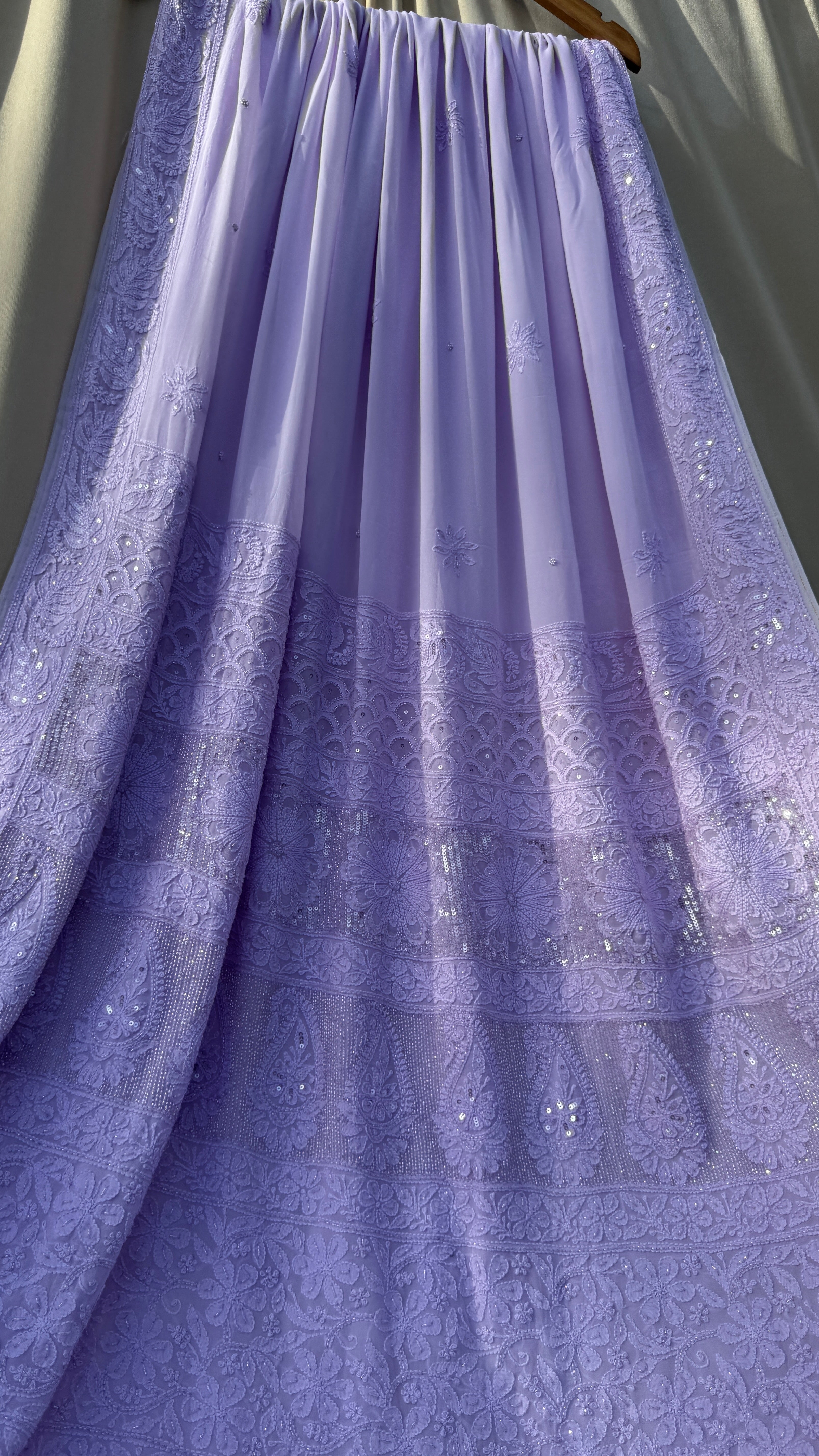 Viscose Lavender Chikankari saree with Pearl embellishments