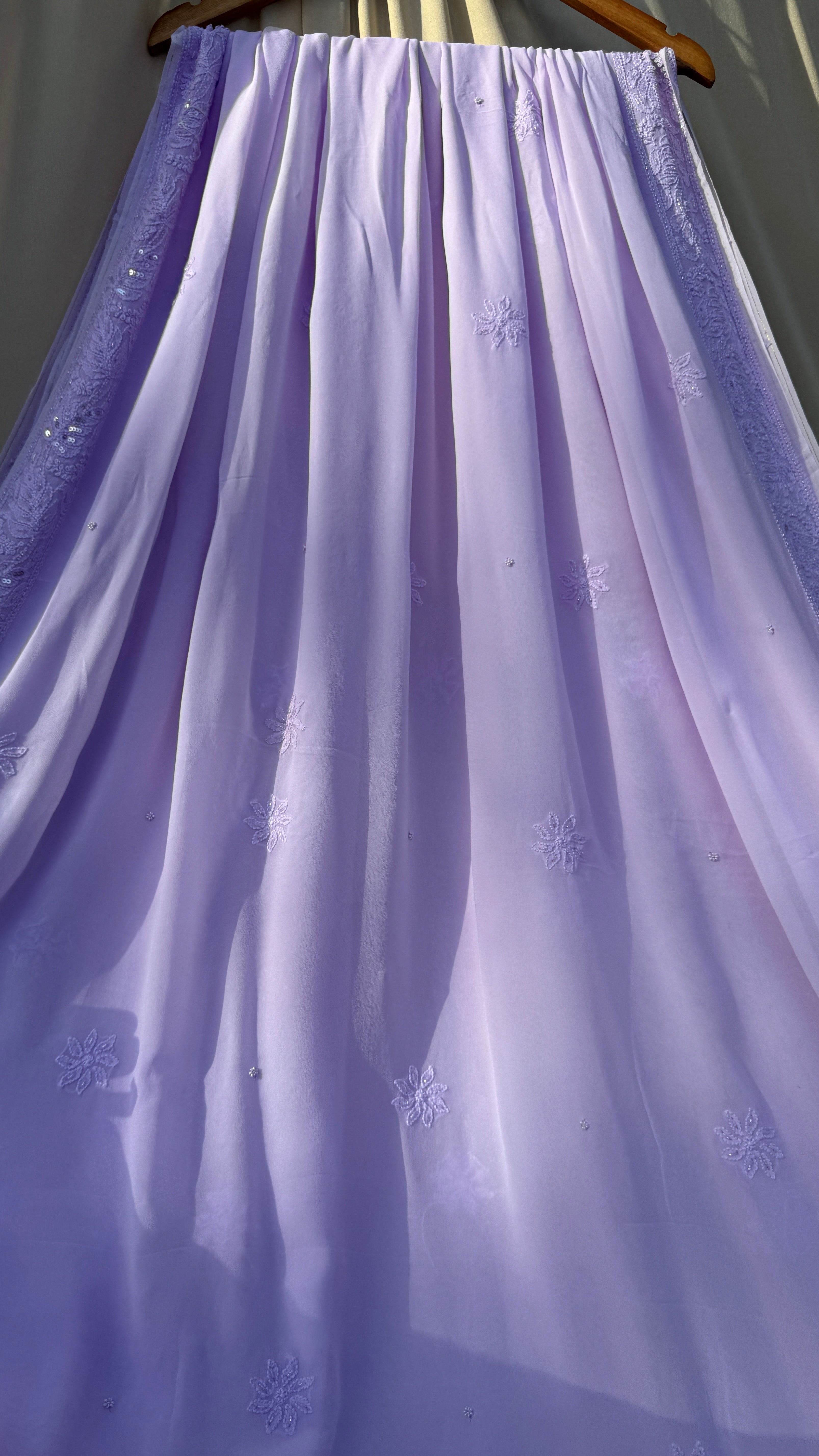 Viscose Lavender Chikankari saree with Pearl embellishments