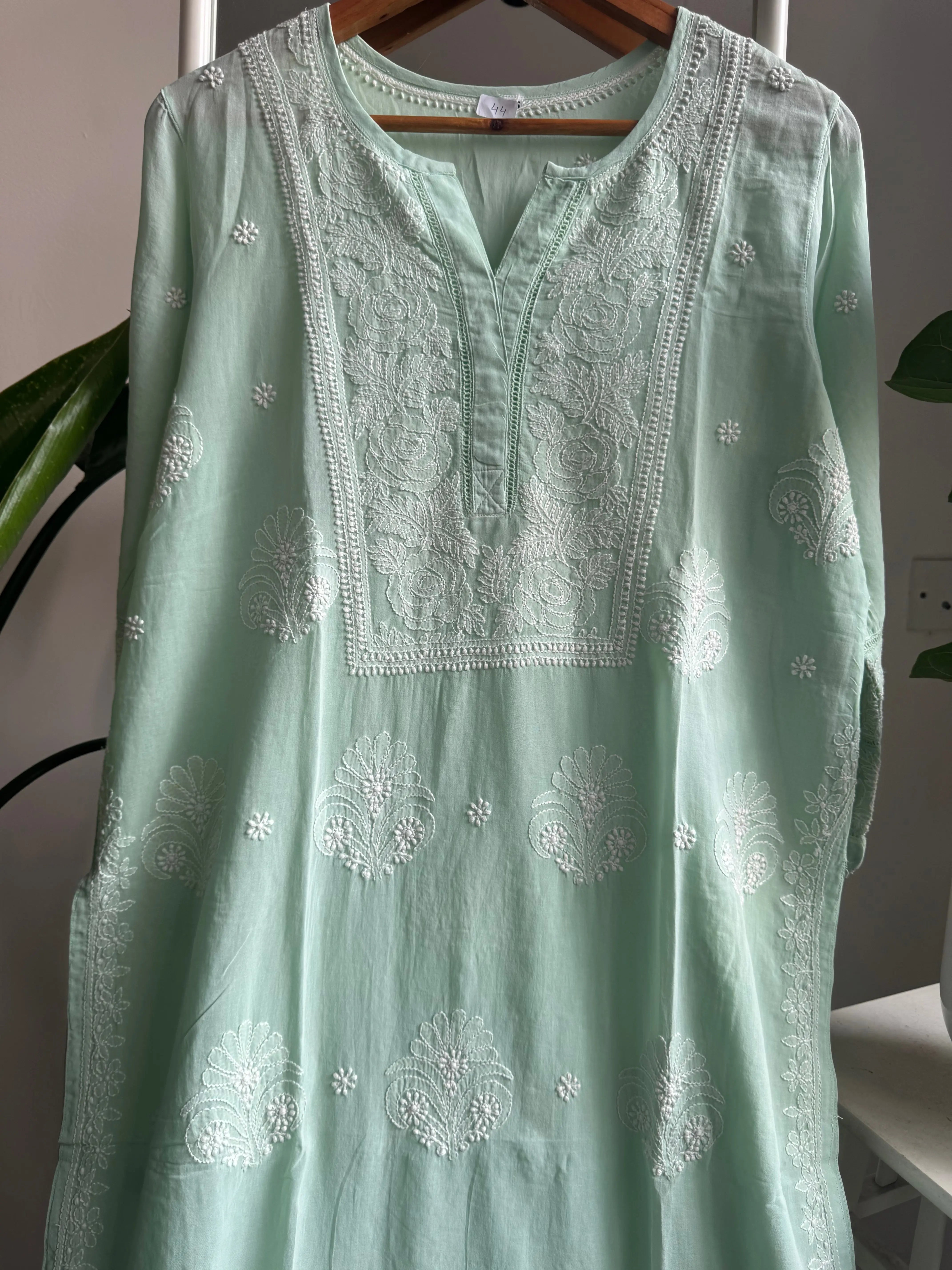 Mul Cotton Chikankari Kurti - Green ARIAA CHIKANKARI 