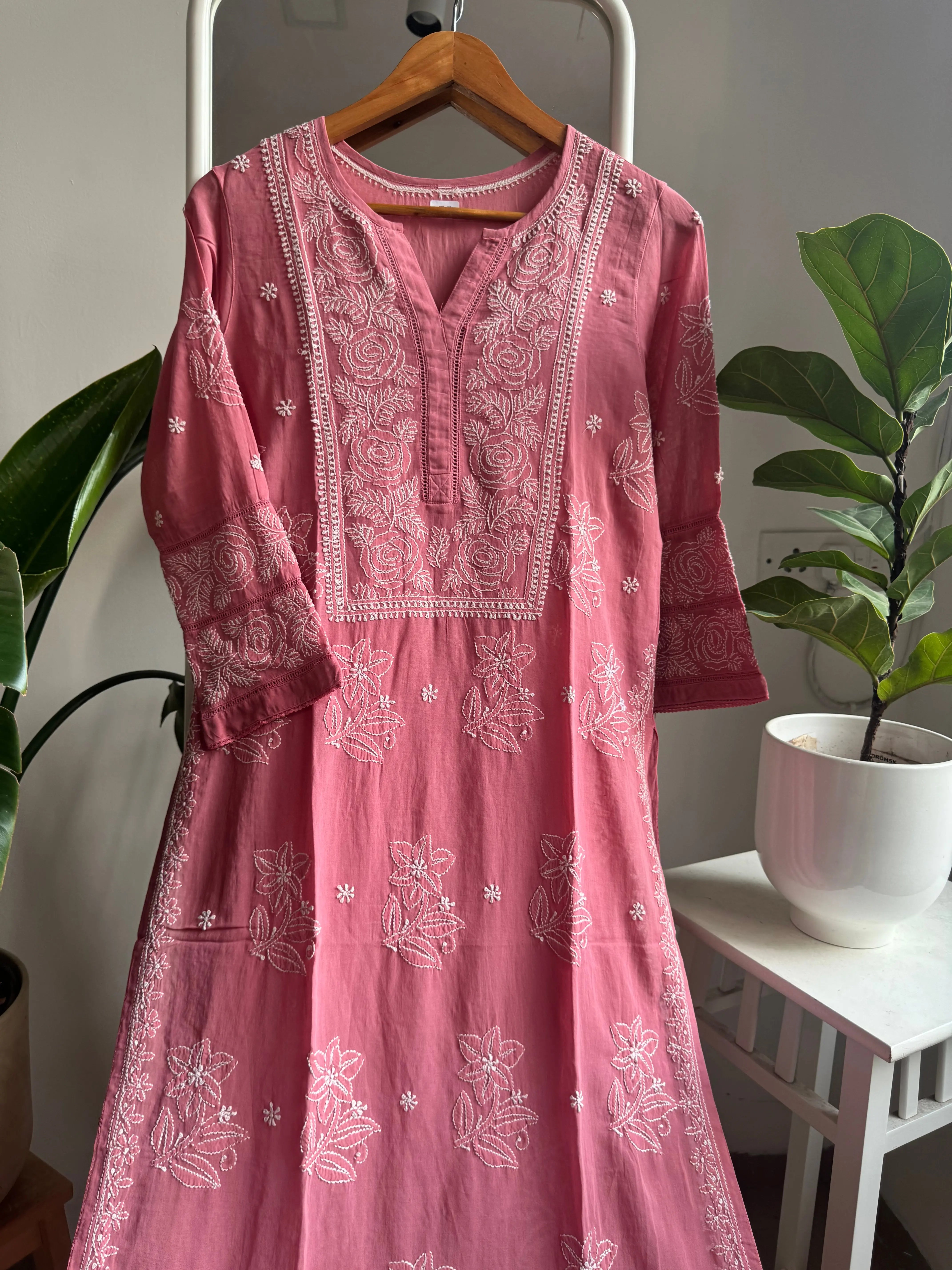 Mul Cotton Chikankari Kurti - Rosewood ARIAA CHIKANKARI 