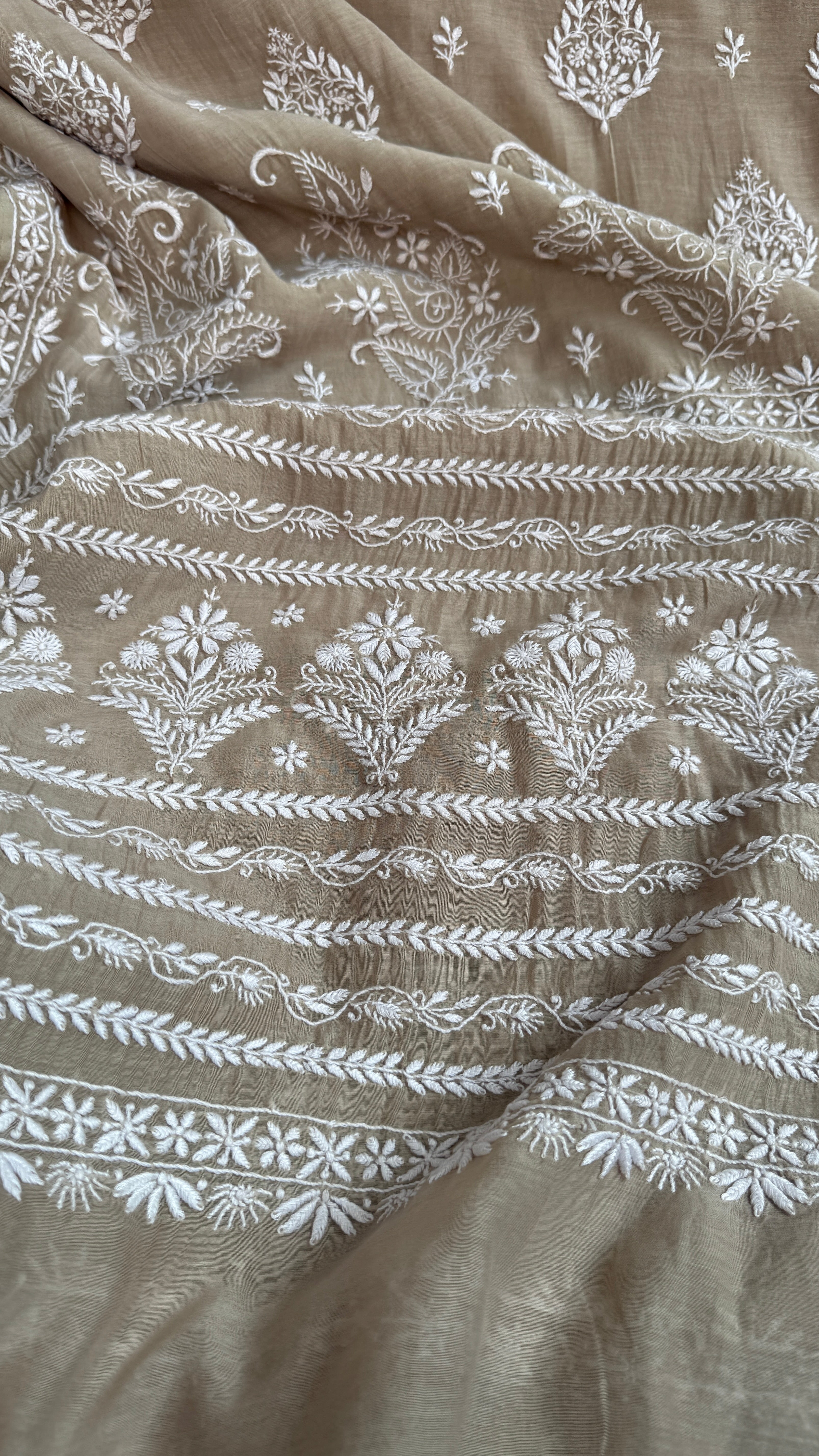 Pure Mul Chanderi Chikankari saree in Pastel Grey Beige
