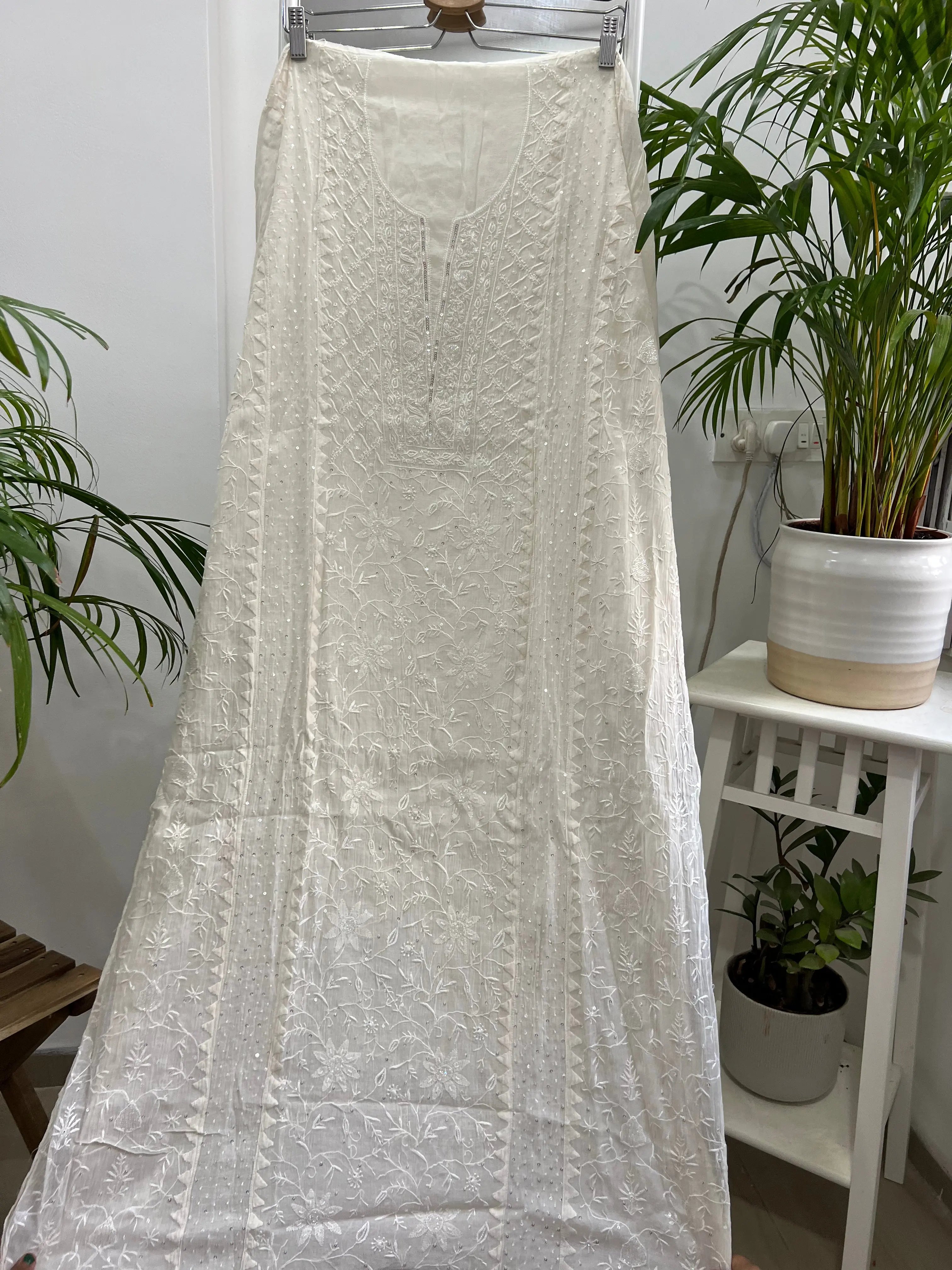 Mul Chanderi Anarkali - White ARIAA CHIKANKARI 