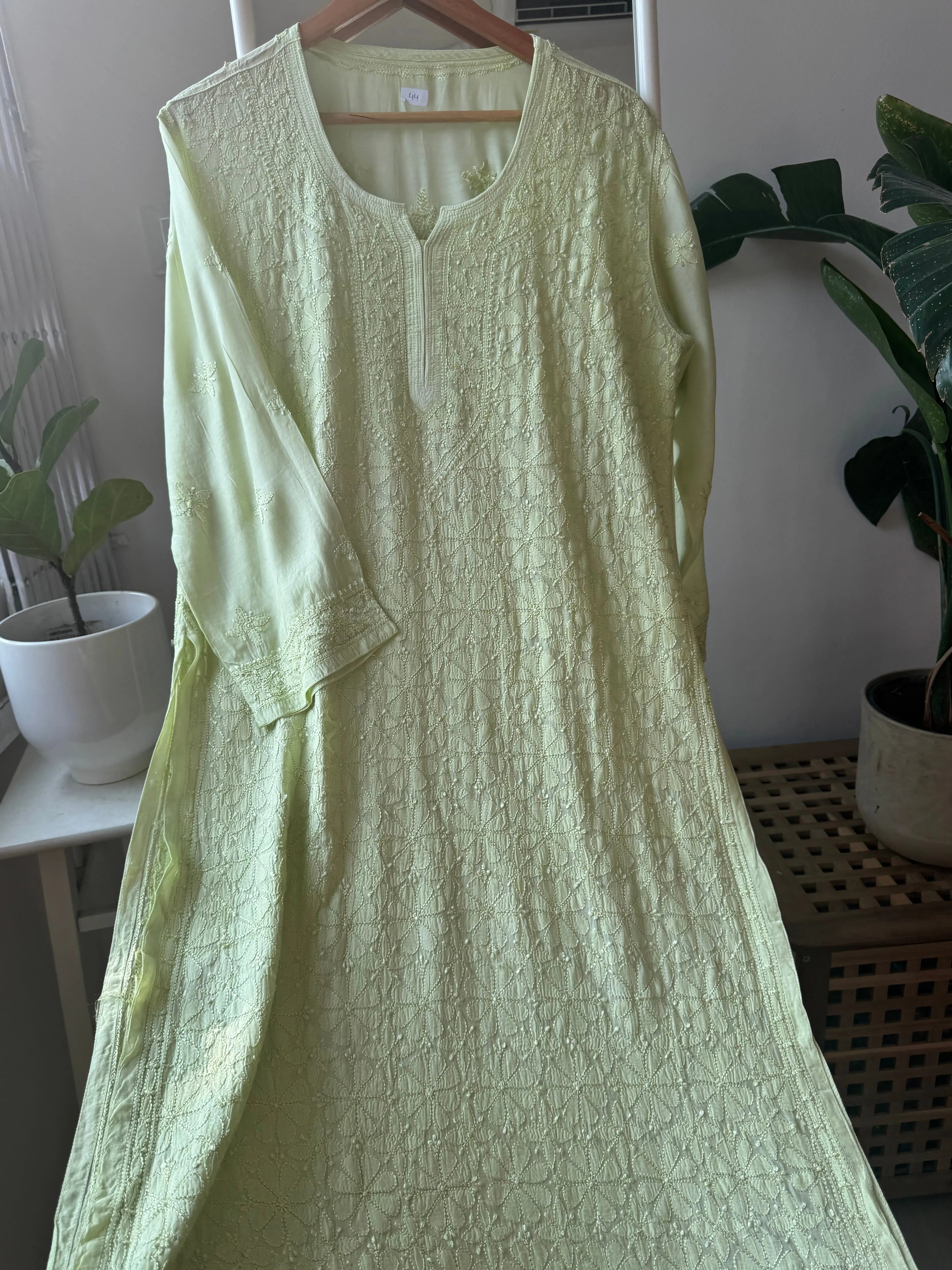 Muslin Chikankari Kurti - Light Green ARIAA CHIKANKARI 