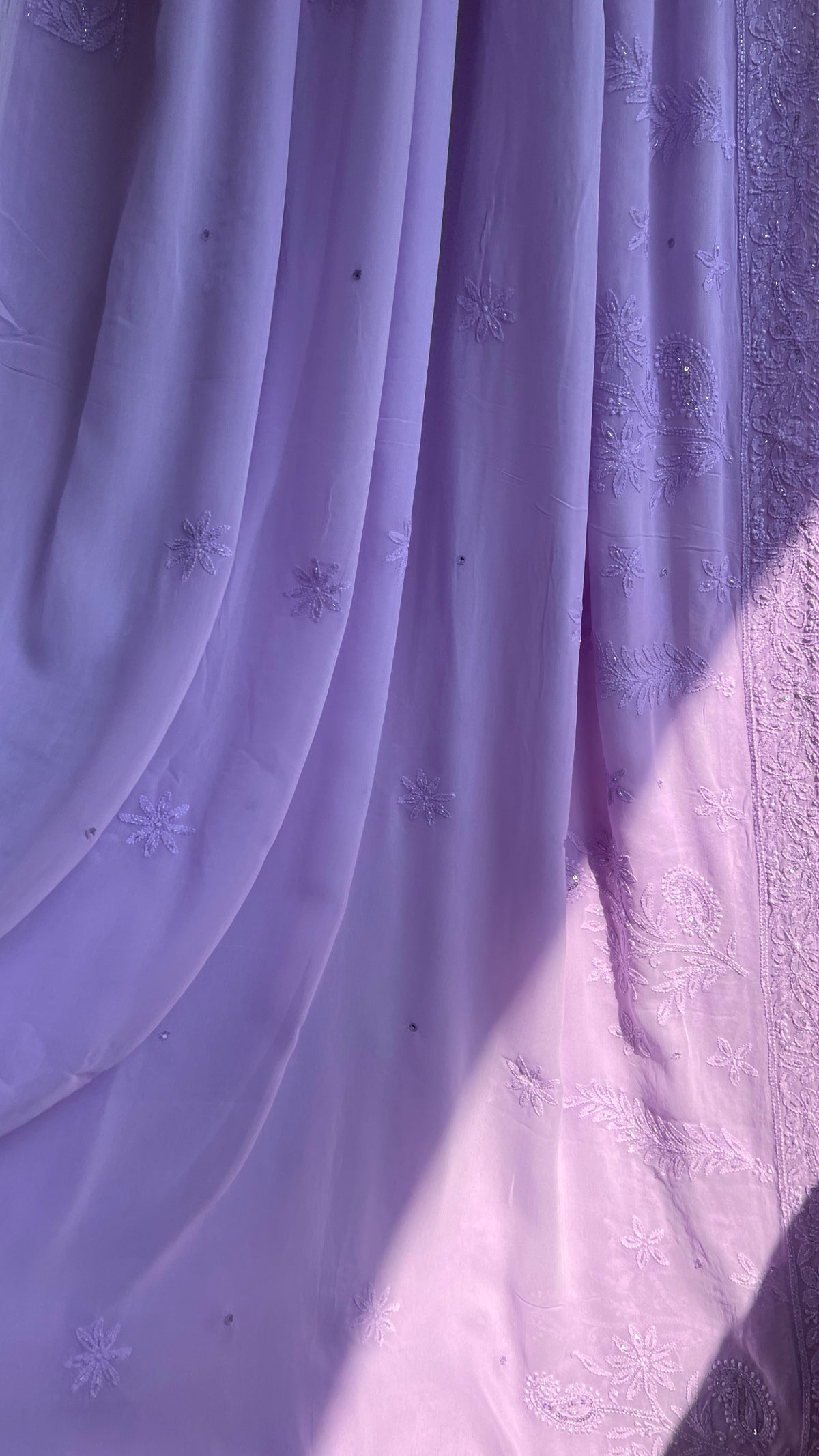 Viscose Lavender Chikankari saree with Pearl embellishments