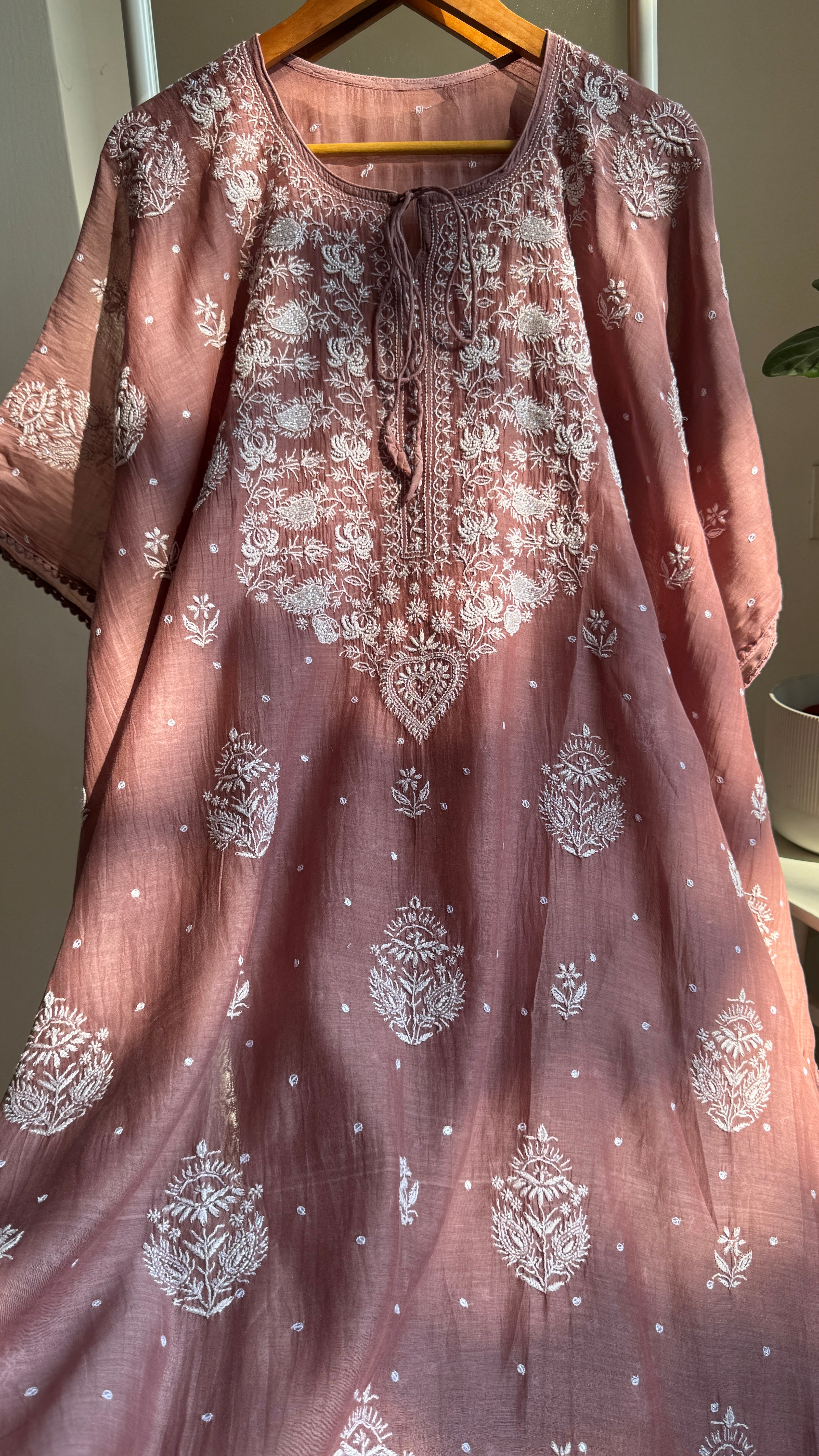 Mul Chanderi Chikankari Kaftan - Deep Onion Pink