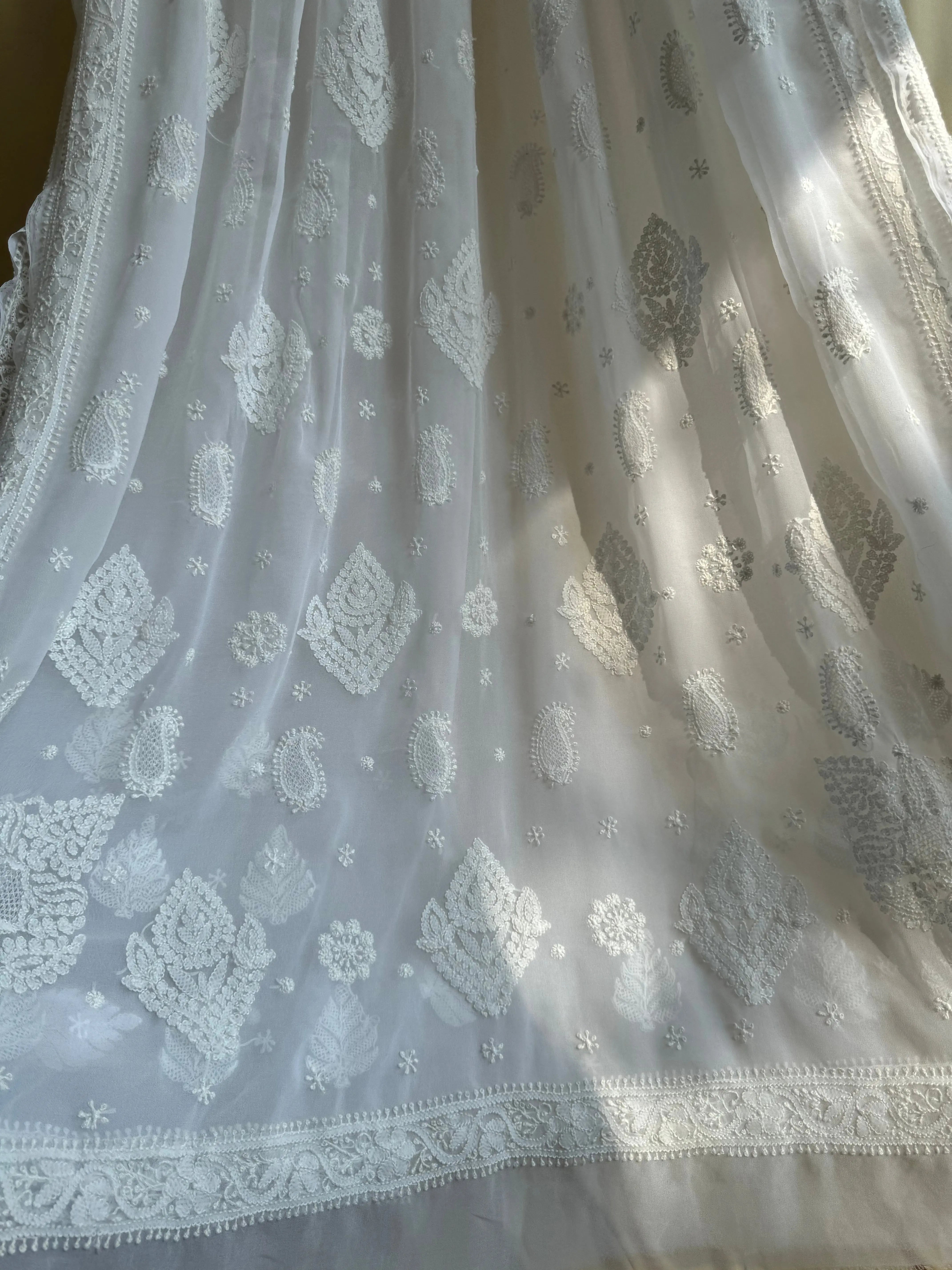 Georgette Chikankari saree in White ARIAA CHIKANKARI 