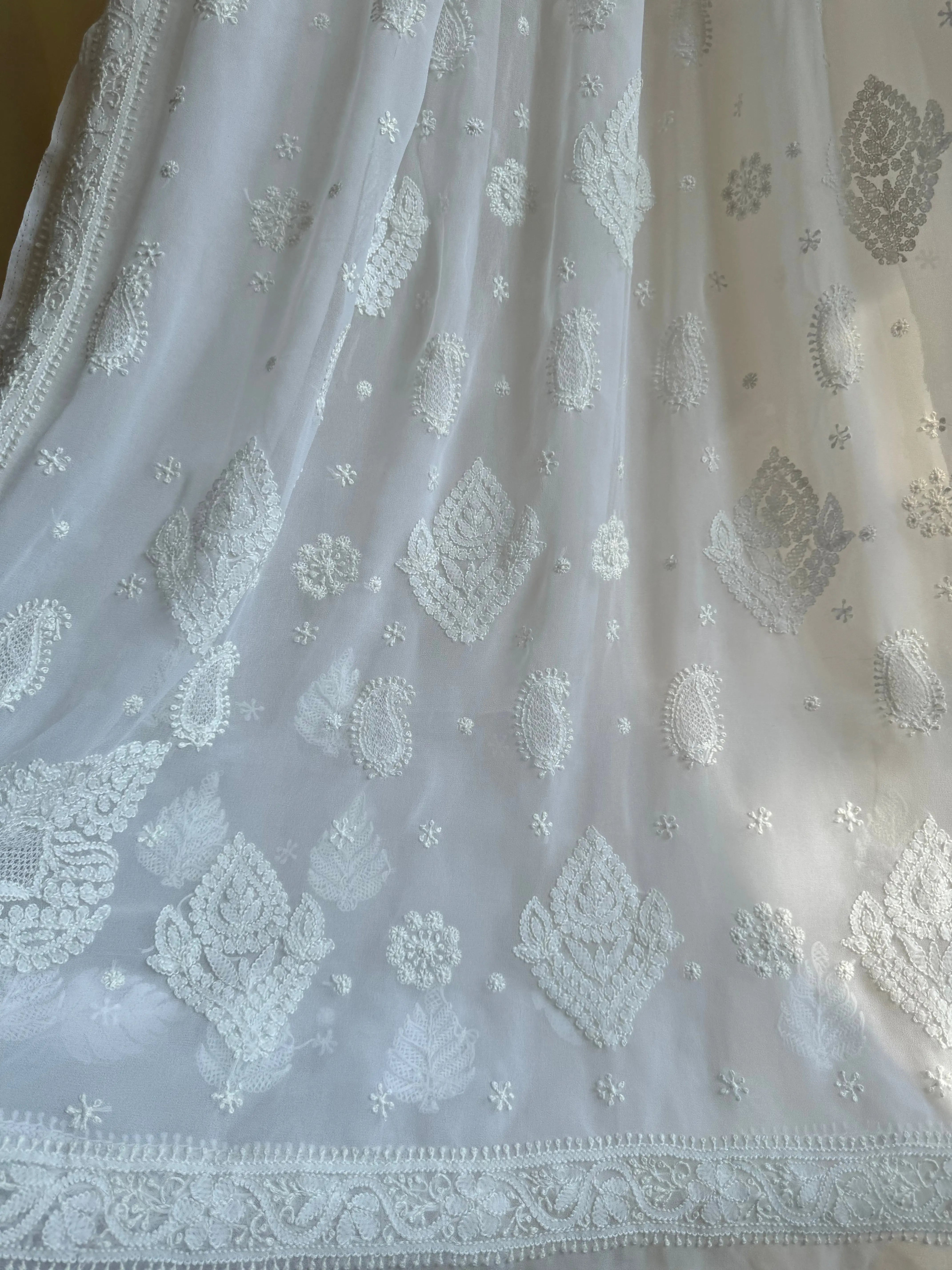 Georgette Chikankari saree in White ARIAA CHIKANKARI 