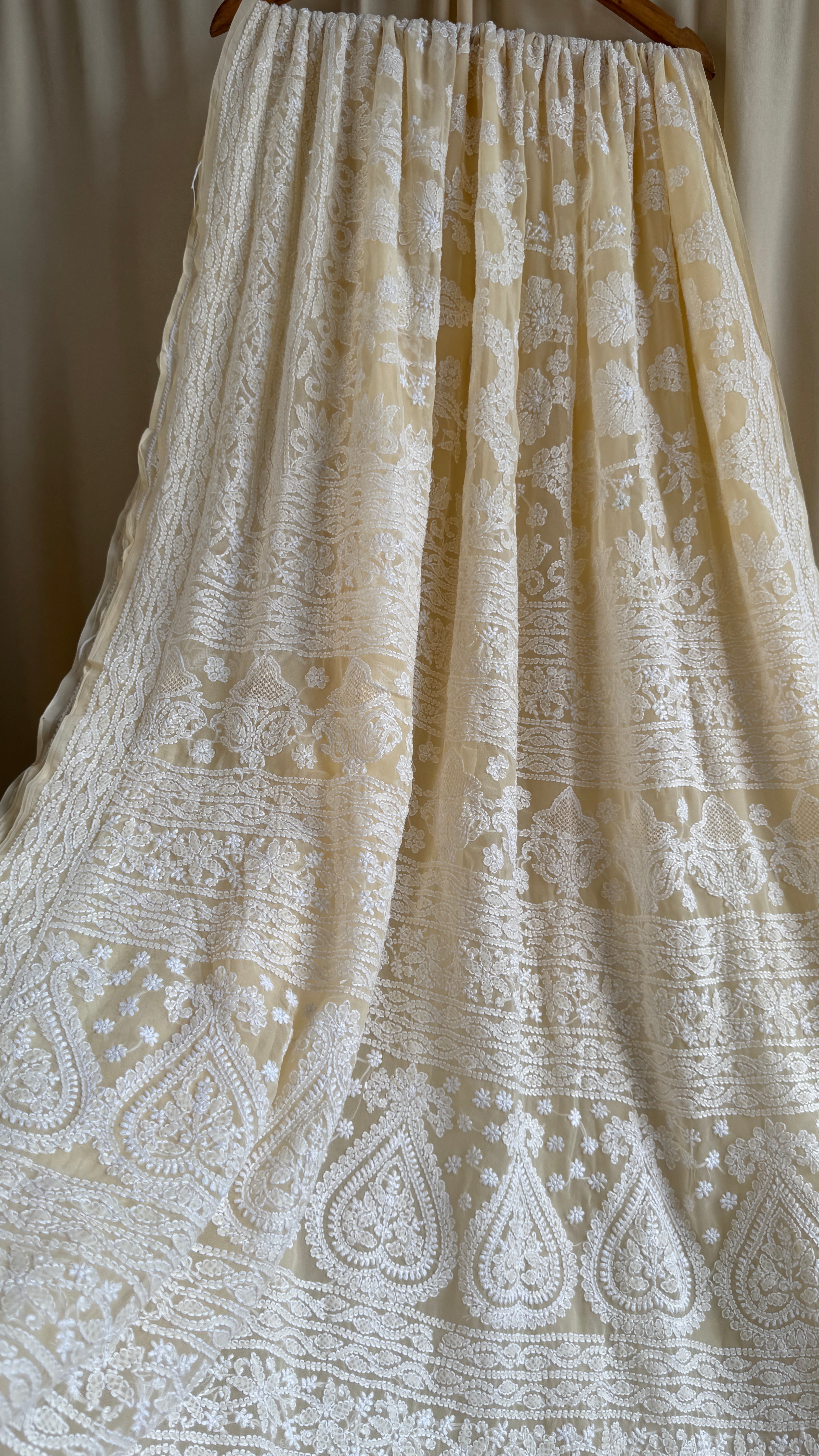 Georgette Chikankari saree in Cream