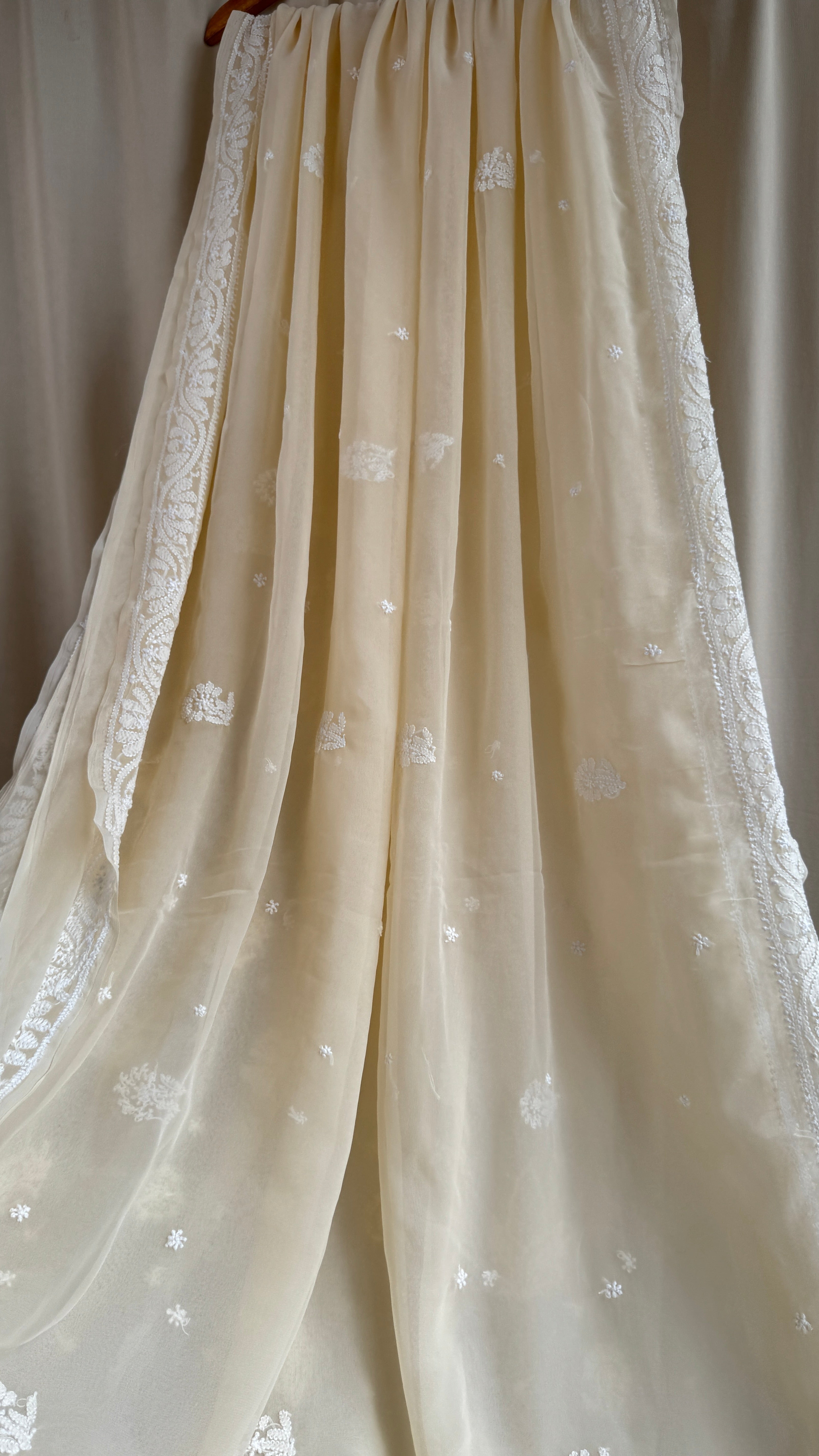 Georgette Chikankari saree in Cream