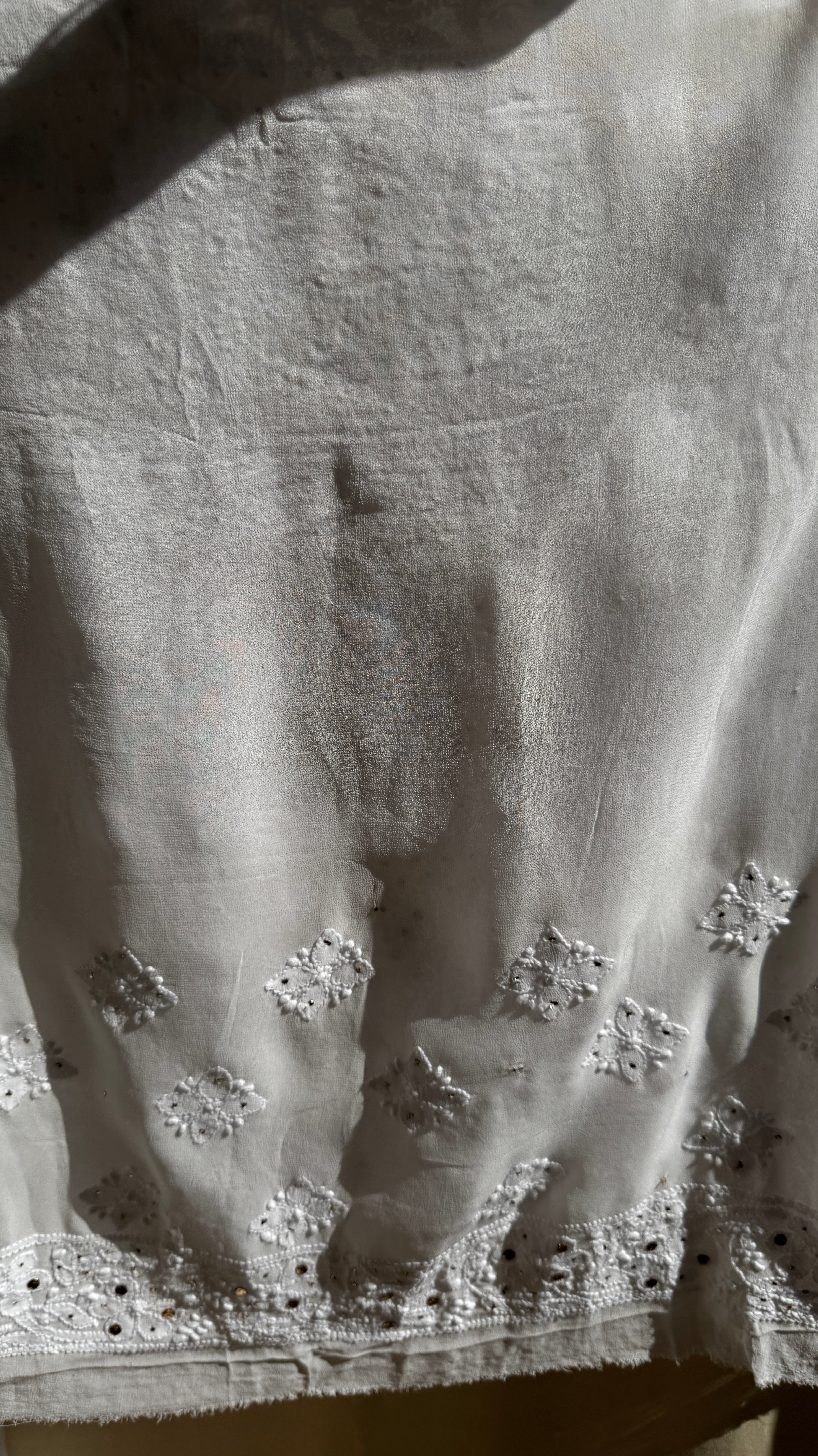Viscose White Chikankari saree with Mukaish Work