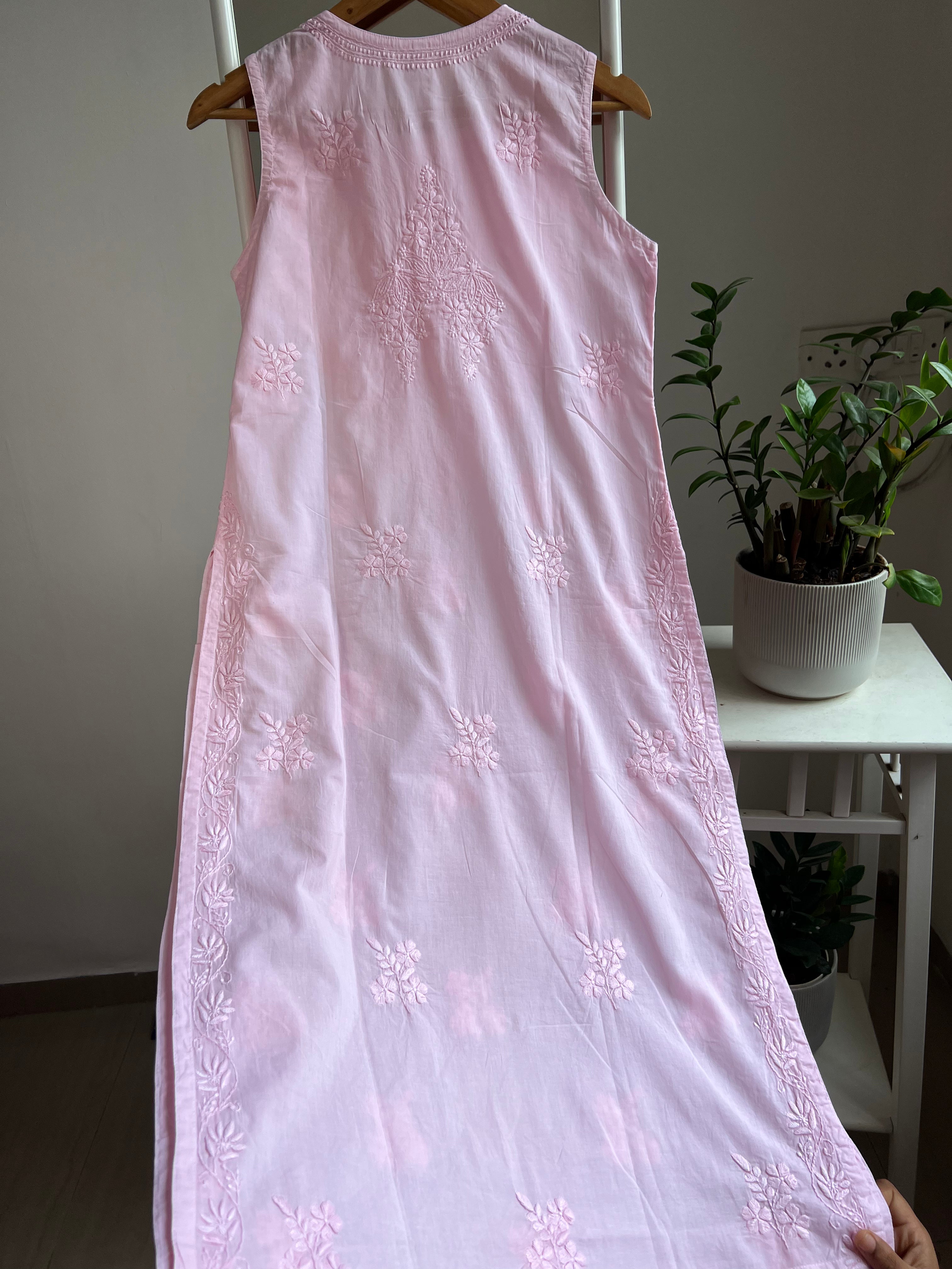 Mul Cotton Sleevless Chikankari Kurti - Pink ARIAA CHIKANKARI 