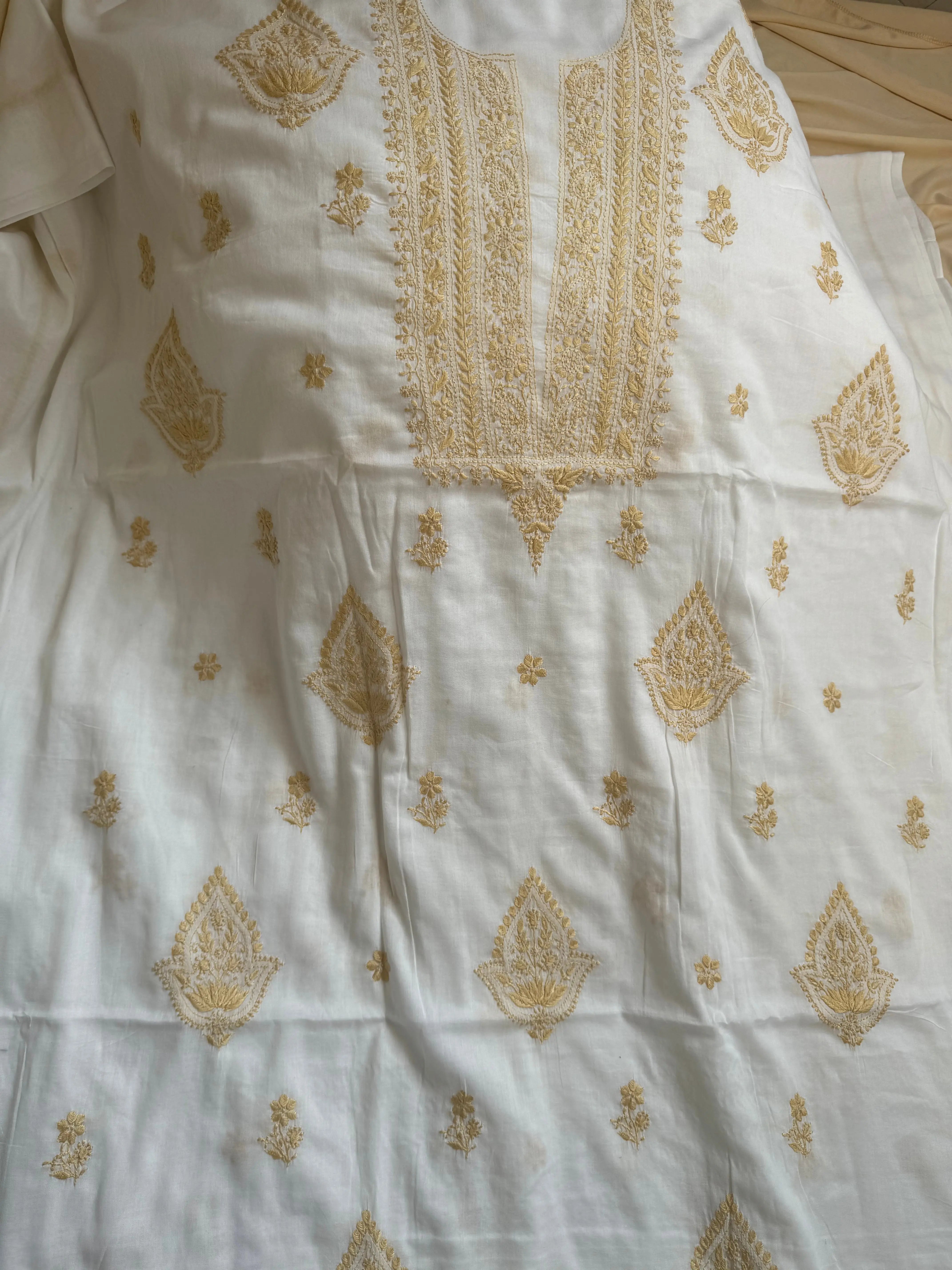 Mul cotton -Unstitched set - Kurti with Dupatta - ARIAA CHIKANKARI ARIAA CHIKANKARI 