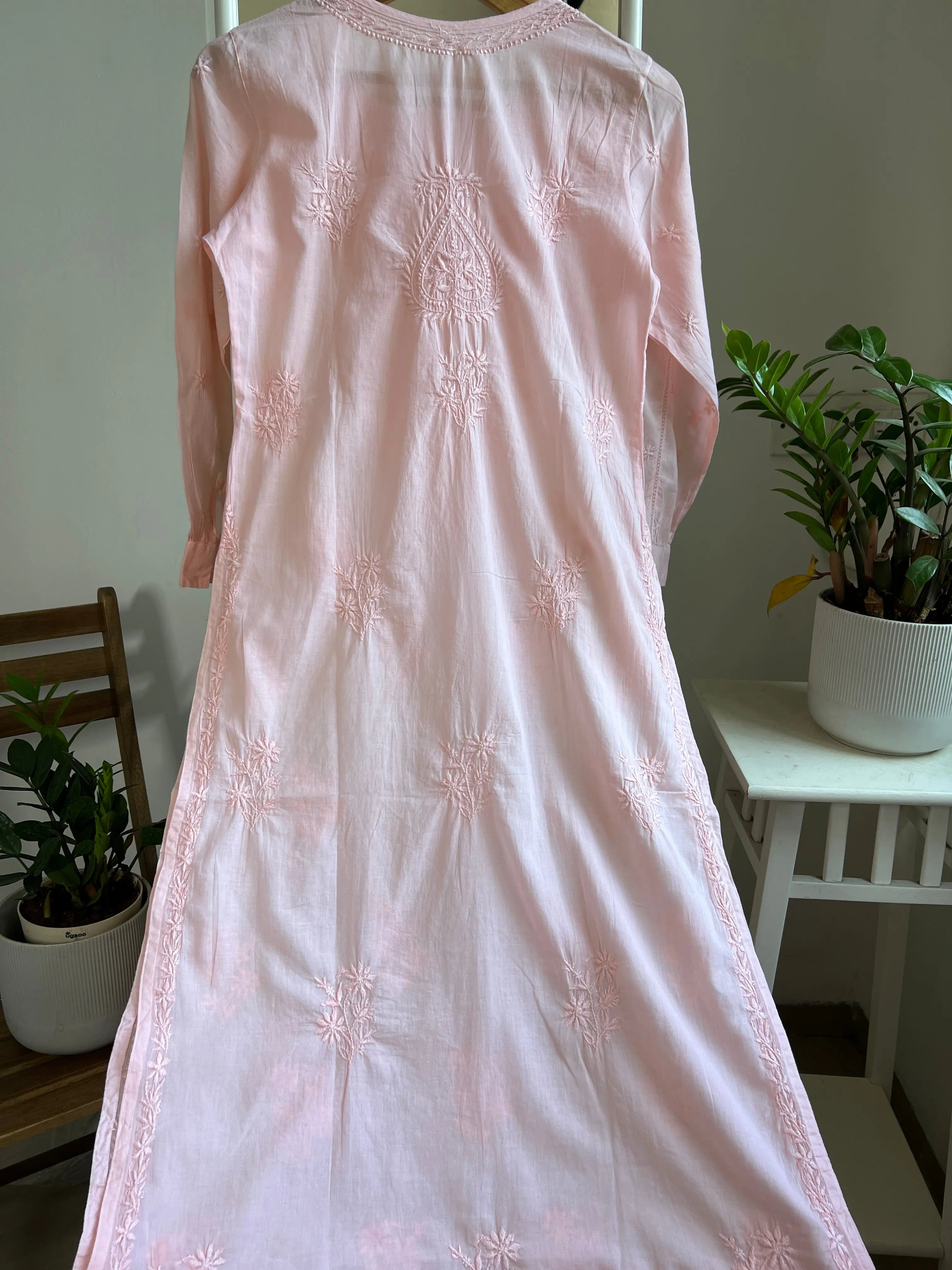Mul Cotton Peach  Chikankari Kurti - Saaz Collection ARIAA CHIKANKARI 