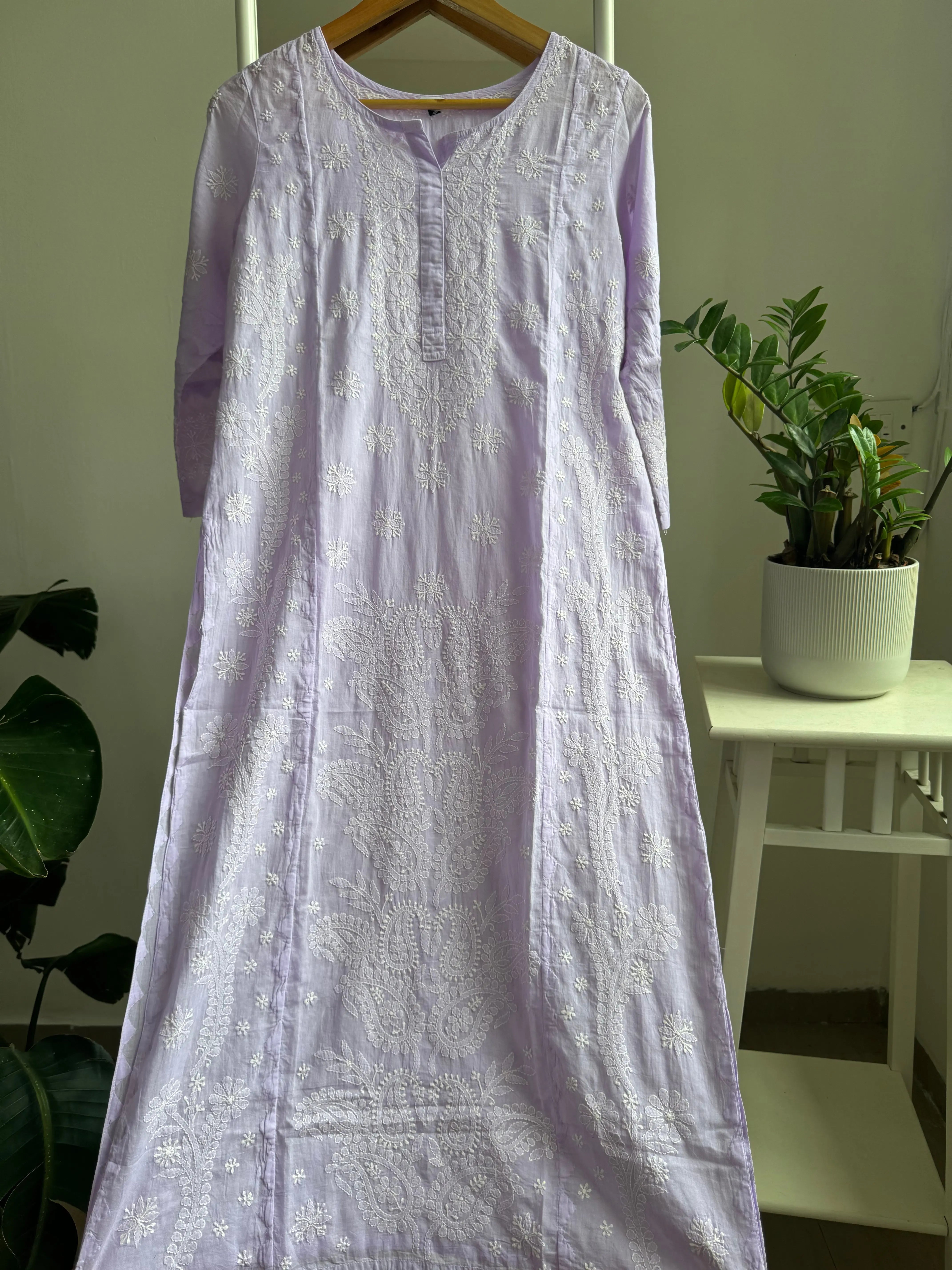 Mul Cotton Chikankari Kurti - Lilac ARIAA CHIKANKARI 