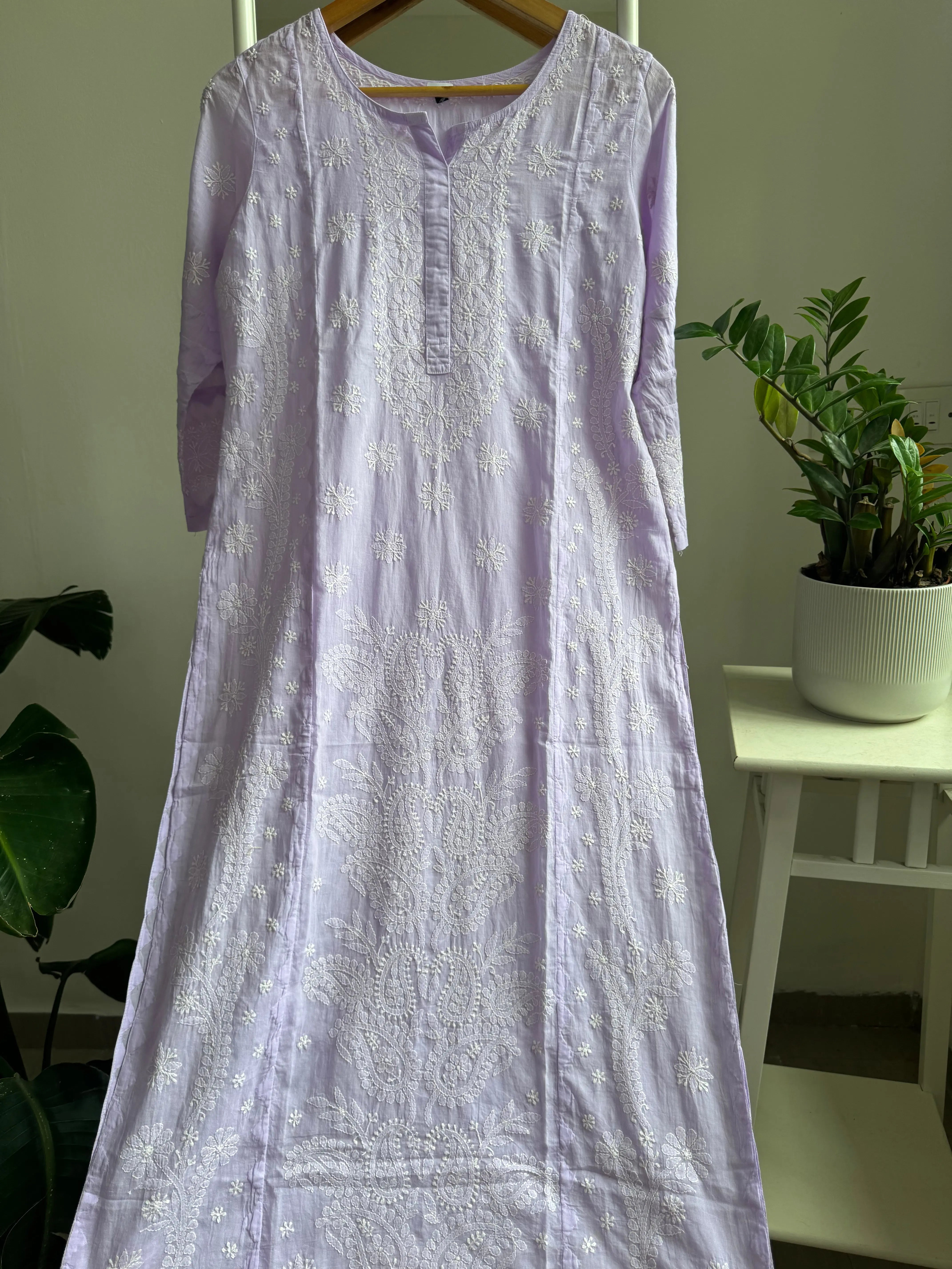 Mul Cotton Chikankari Kurti - Lilac ARIAA CHIKANKARI 