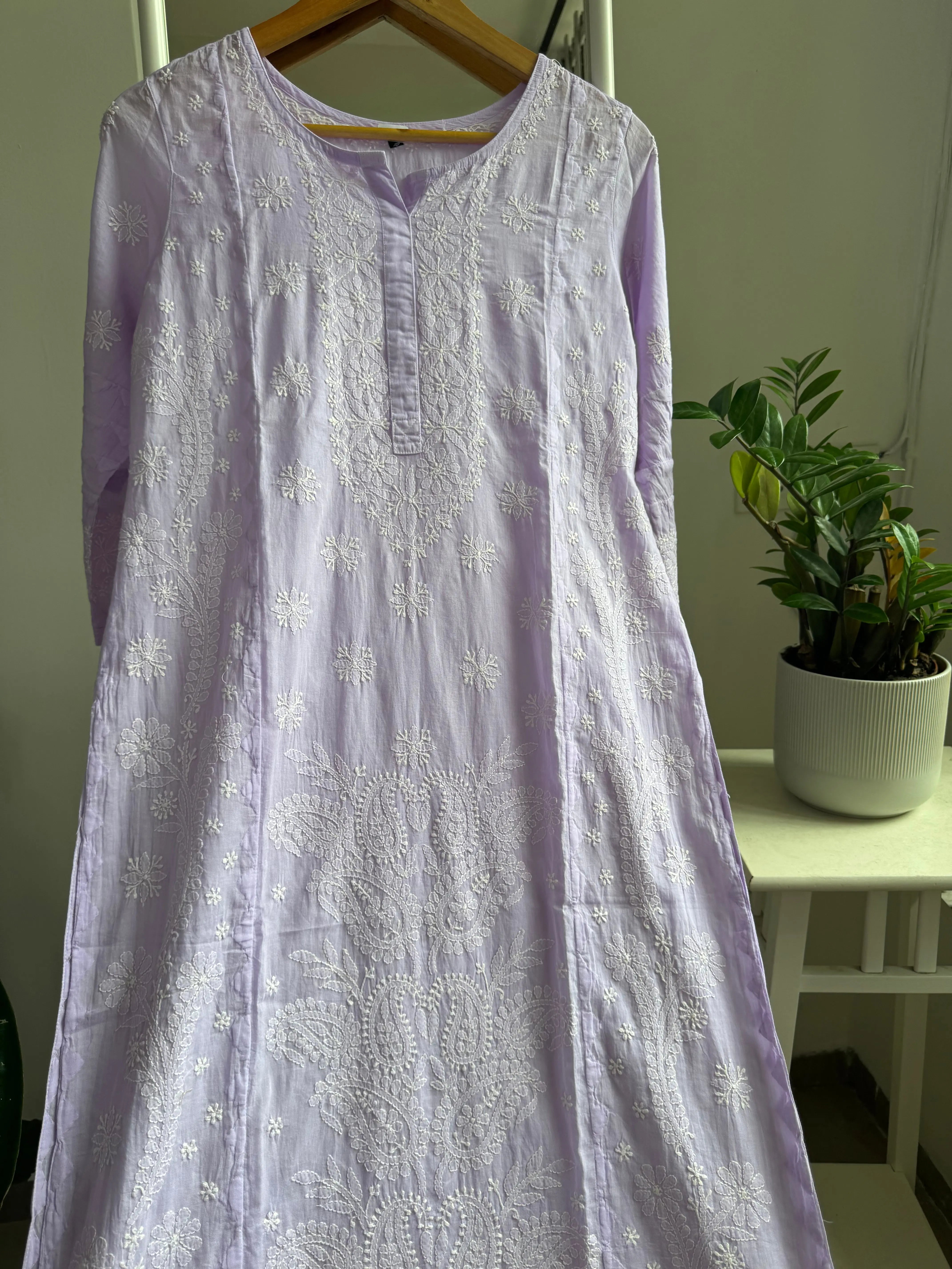 Mul Cotton Chikankari Kurti - Lilac ARIAA CHIKANKARI 