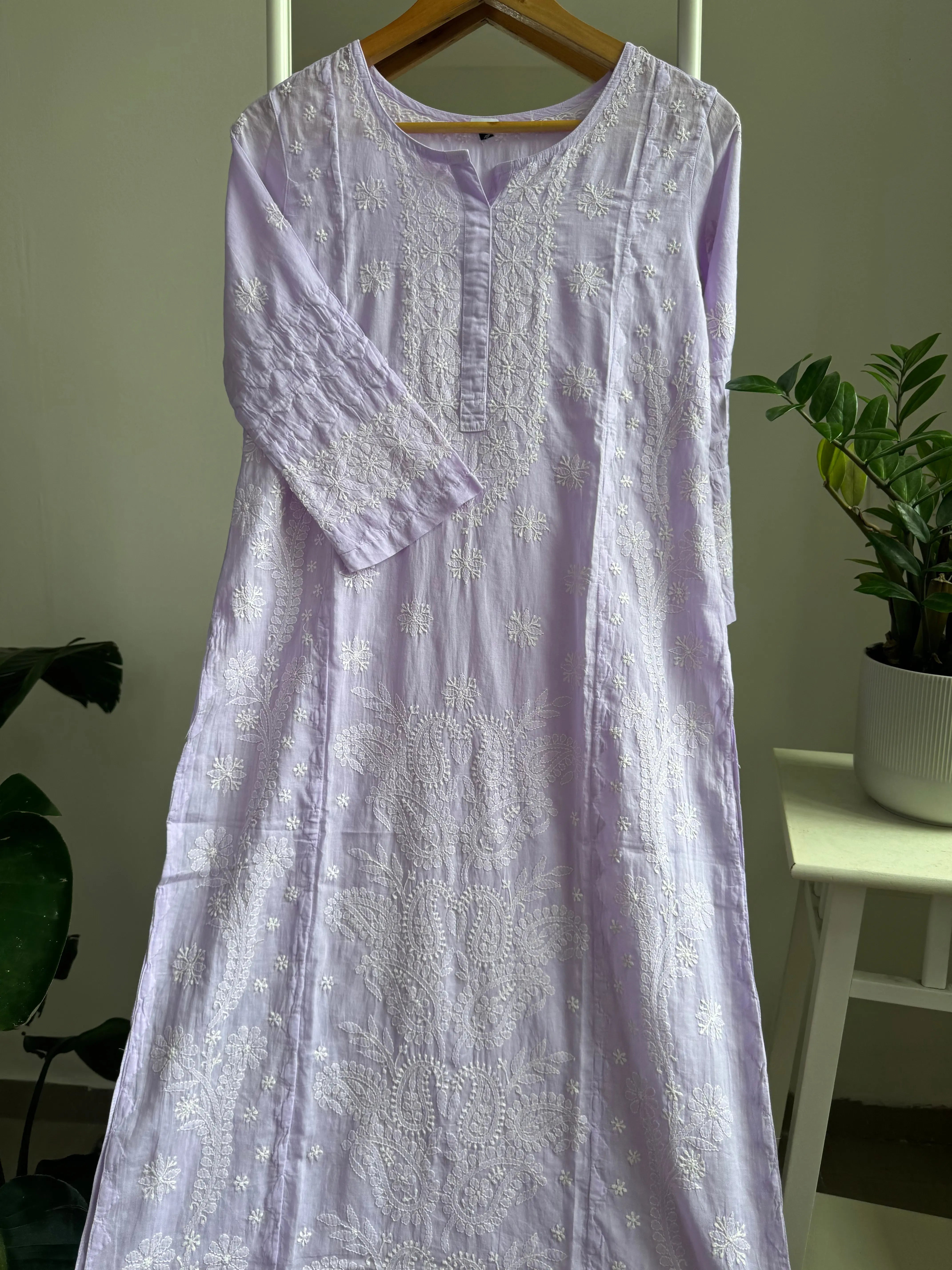 Mul Cotton Chikankari Kurti - Lilac ARIAA CHIKANKARI 