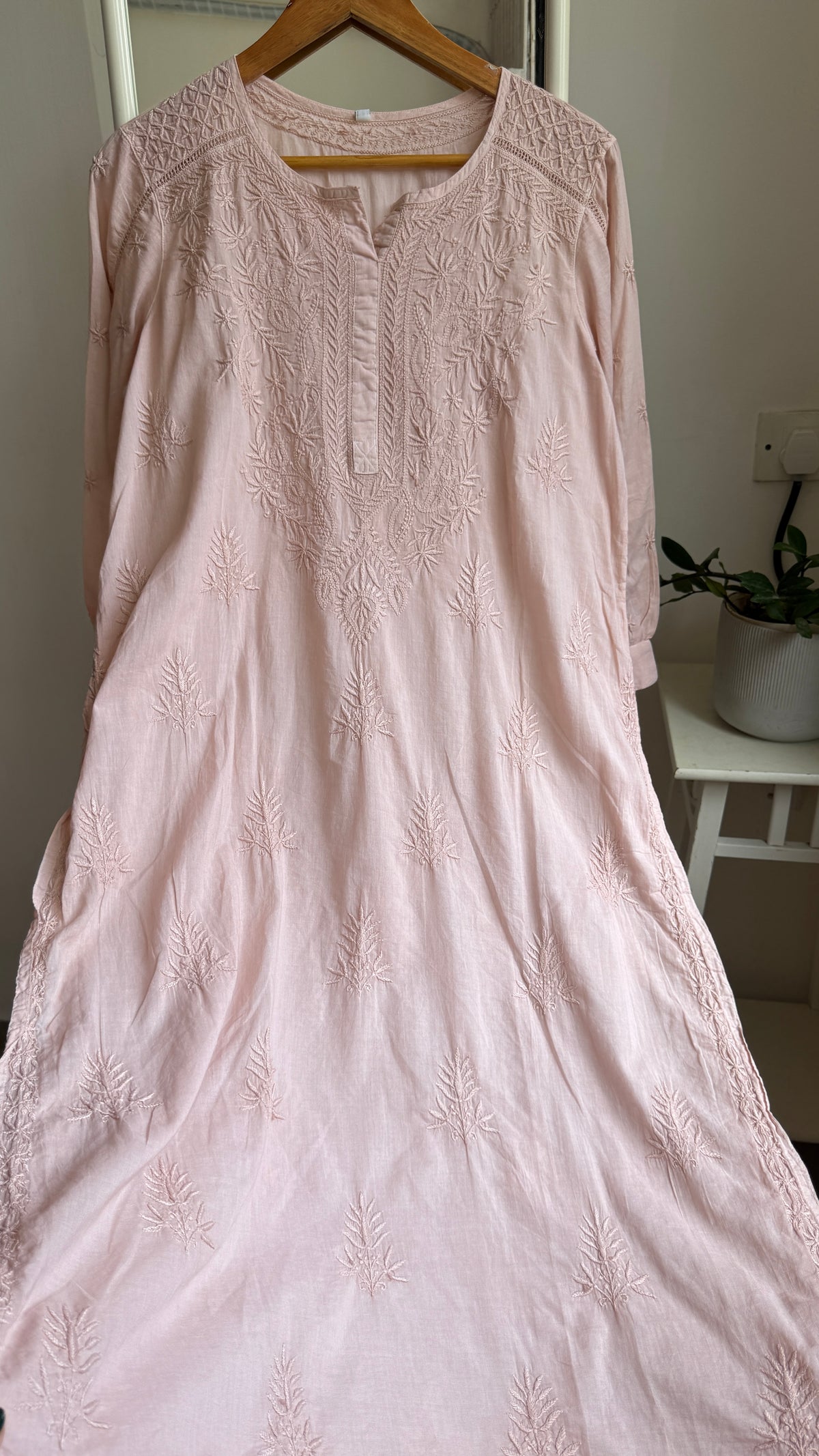 Mul Cotto Green  Chikankari Kurti - Nude pink