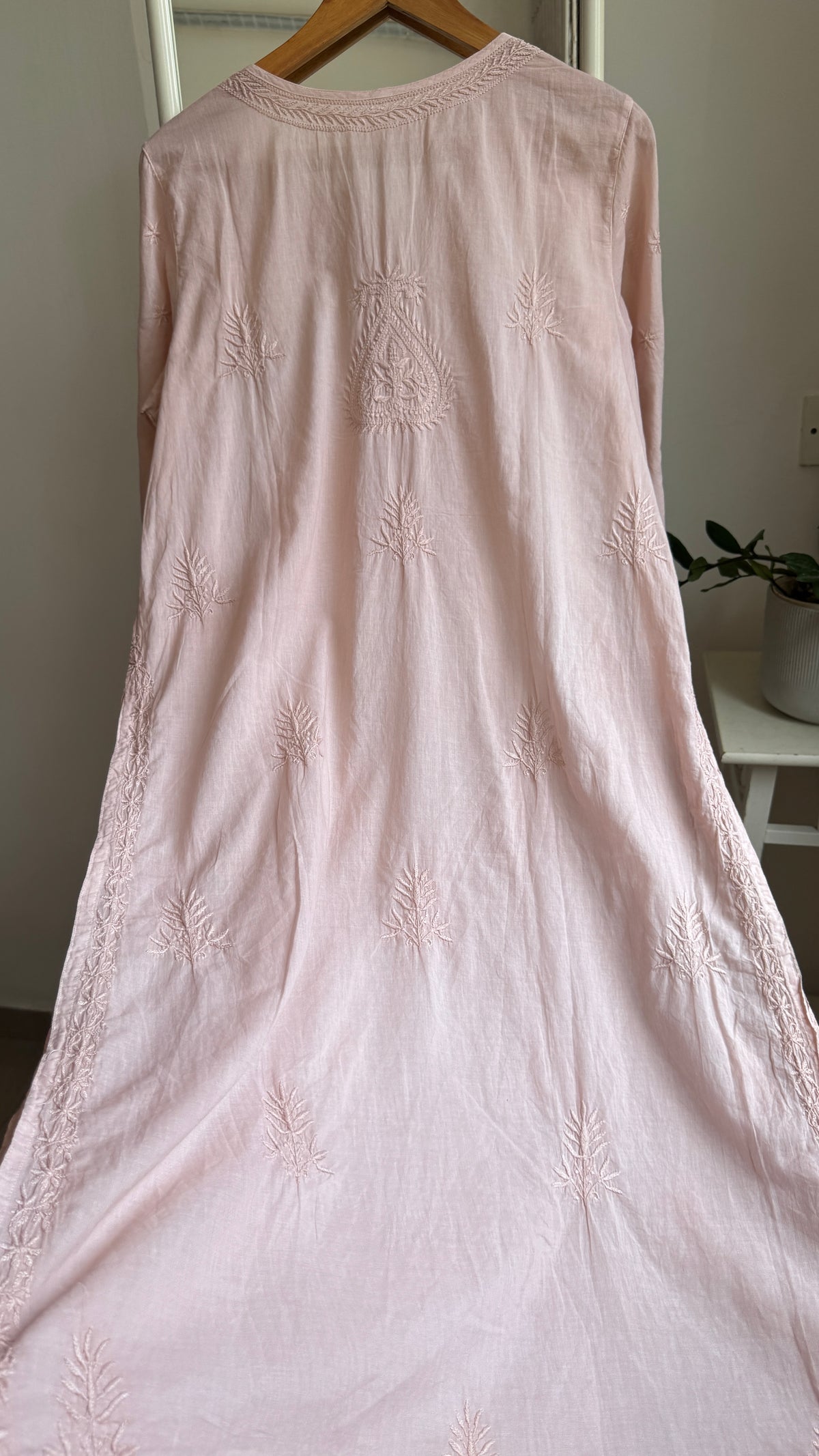 Mul Cotto Green  Chikankari Kurti - Nude pink