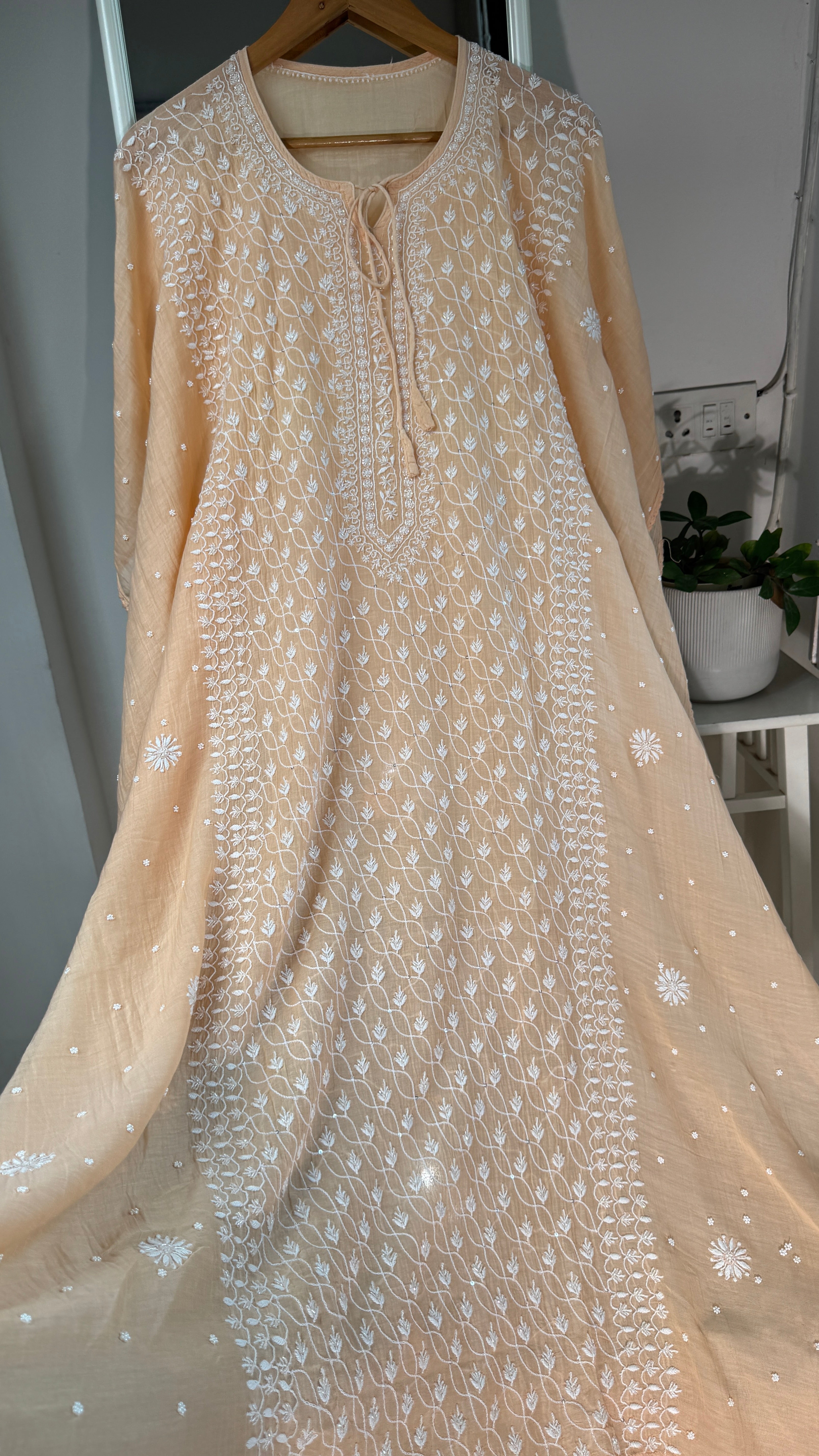 Mul Chanderi Chikankari Kaftan - Peach