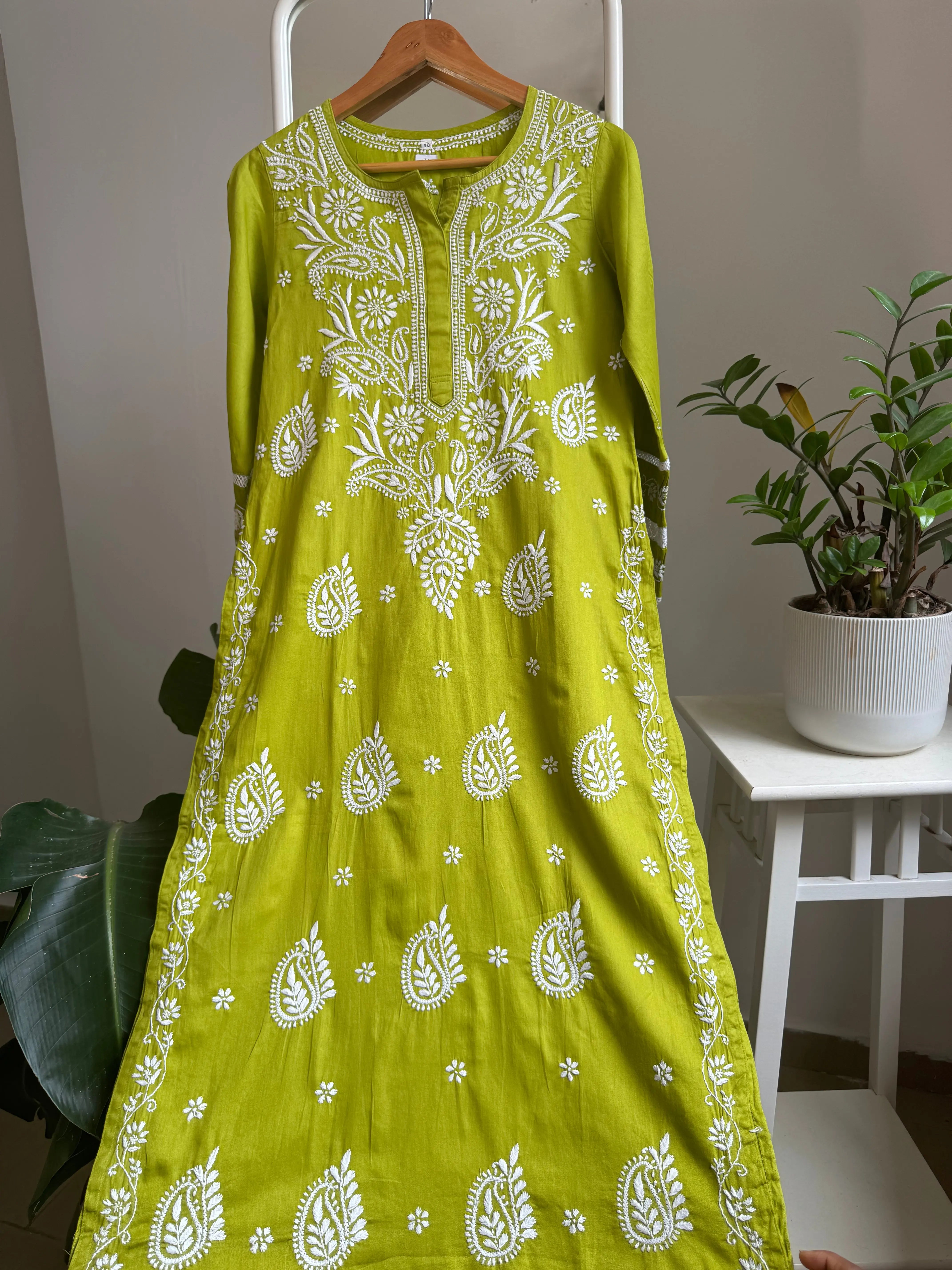 Cotton Chikankari Kurti -  Mehndi Green ARIAA CHIKANKARI 