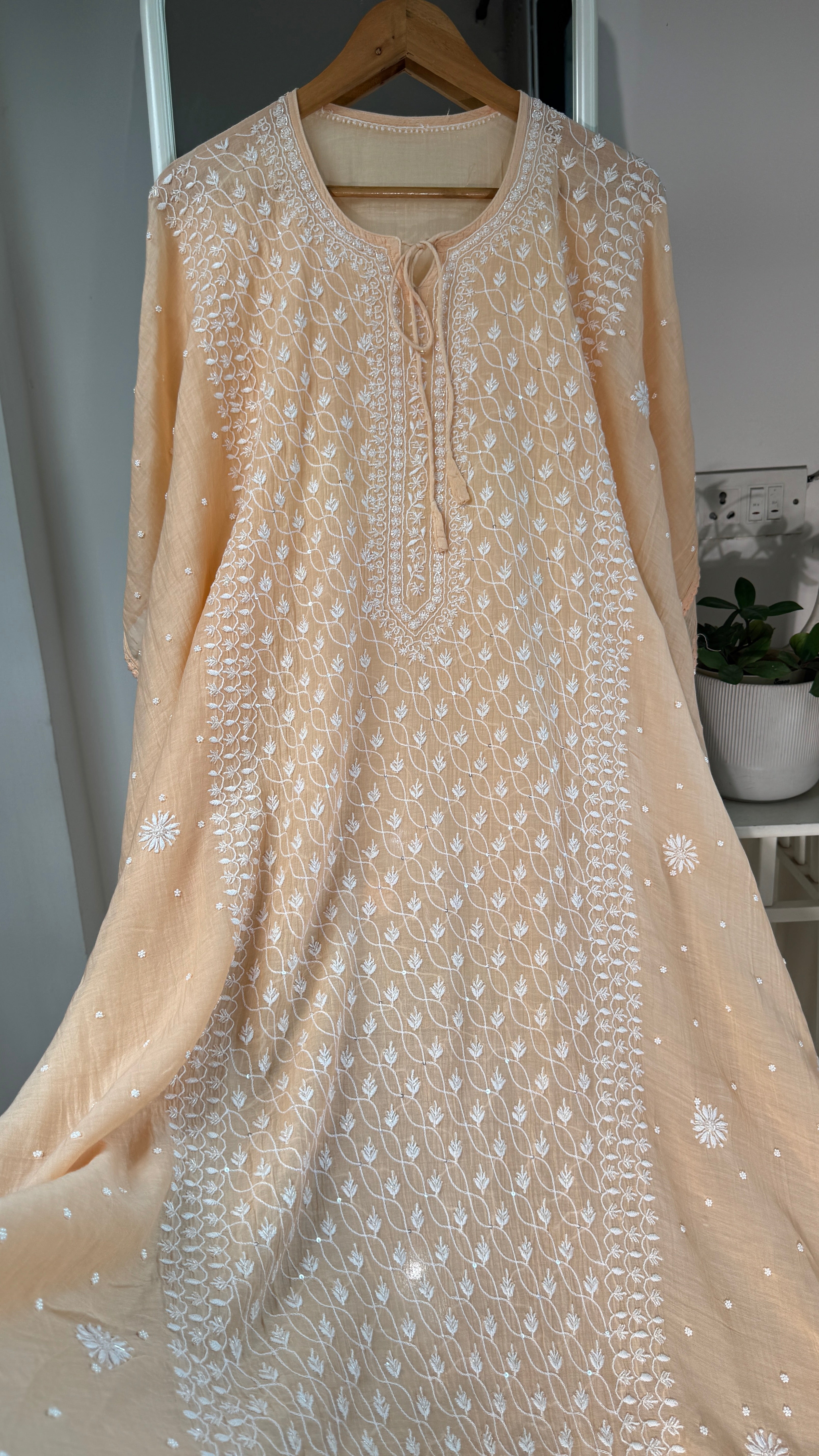Mul Chanderi Chikankari Kaftan - Peach