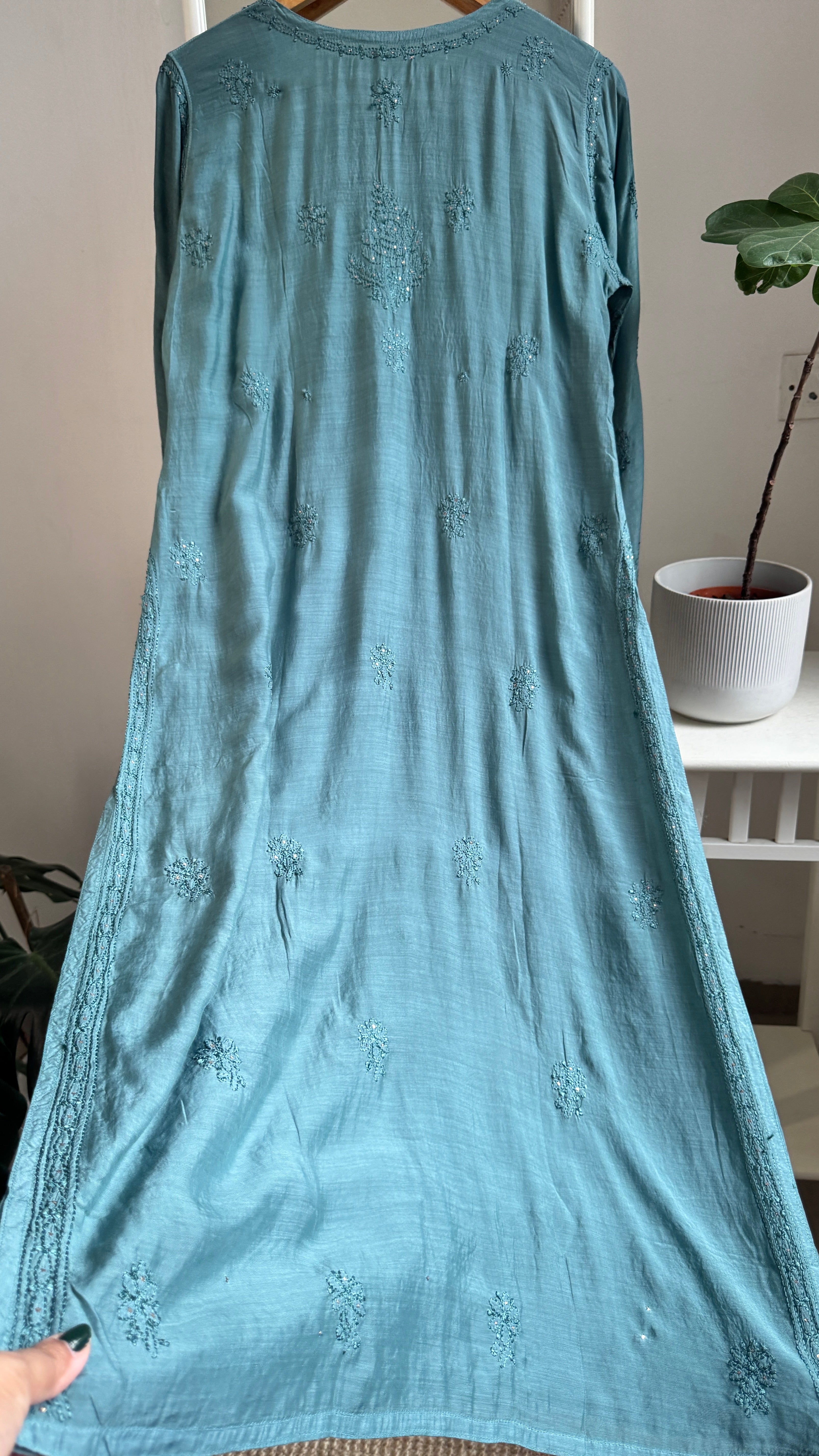 Muslin Chikankari Kurti with Mukaish work - Tiffany Green