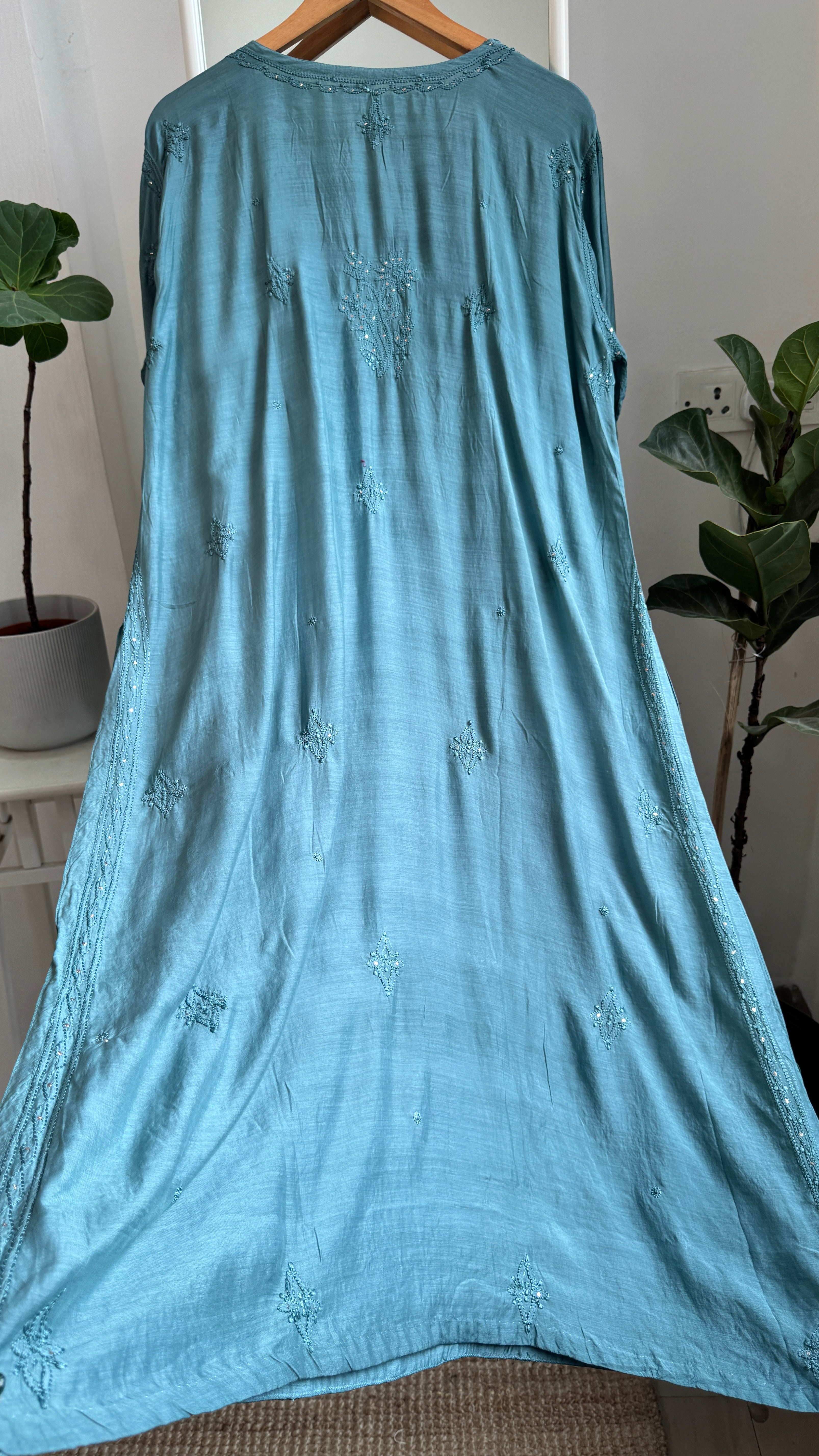 Muslin Chikankari Kurti with Mukaish work - Tiffany Green
