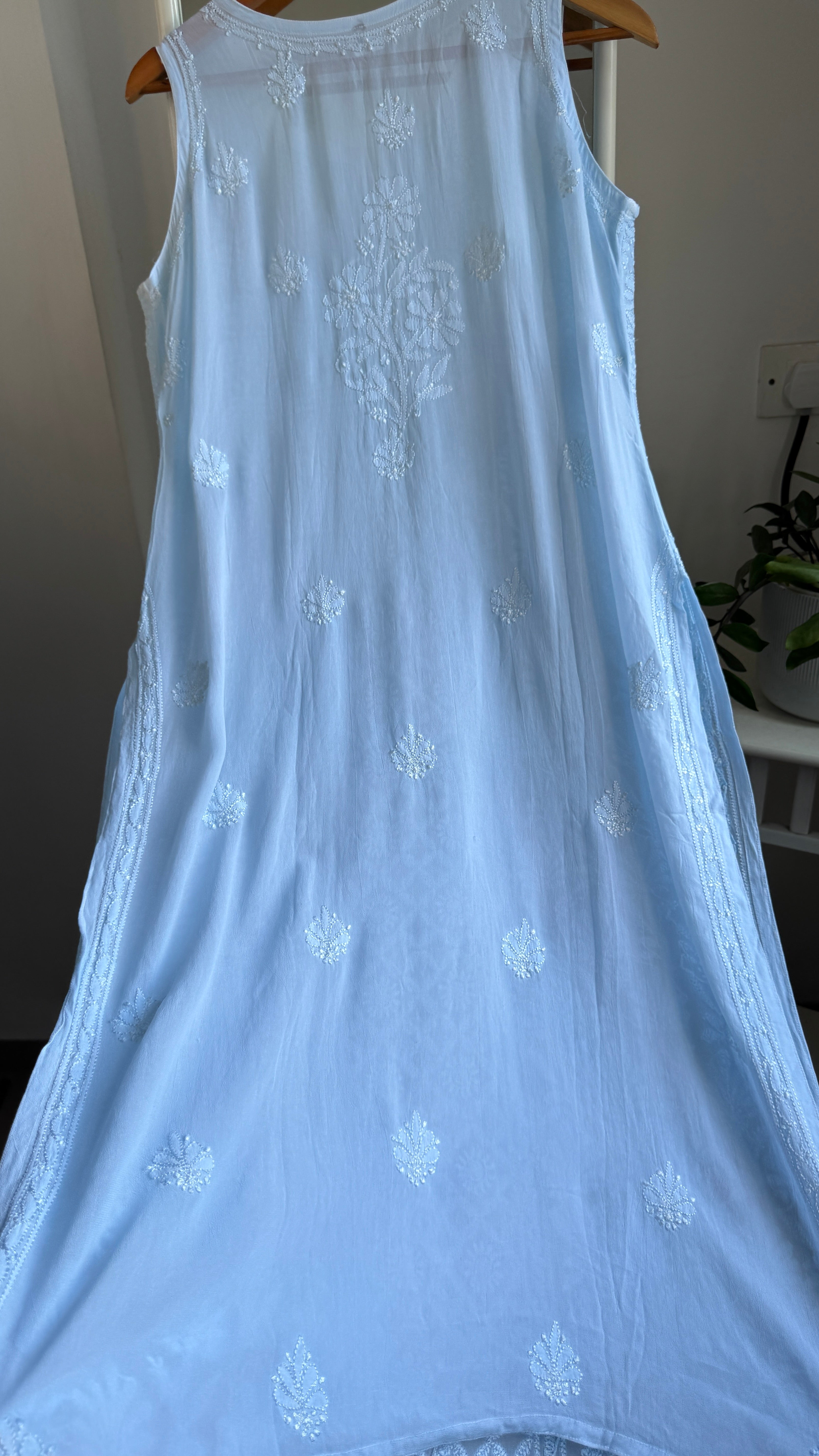 Long Full Jaal Sleeveless Chikankari Kurti - AriAA Chikankari - Rose Collection