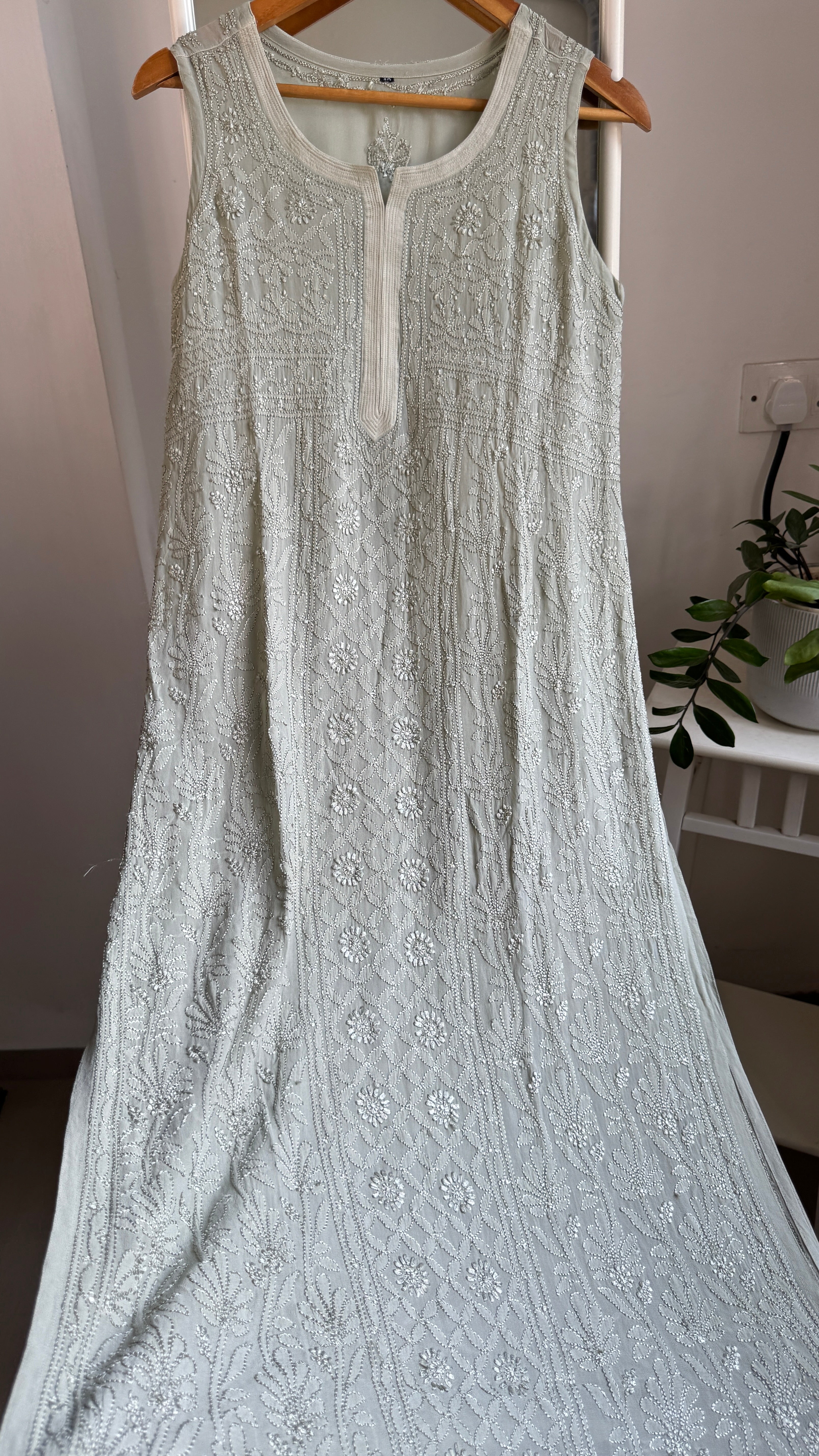 Long Full Jaal Sleeveless Chikankari Kurti - AriAA Chikankari - Rose Collection