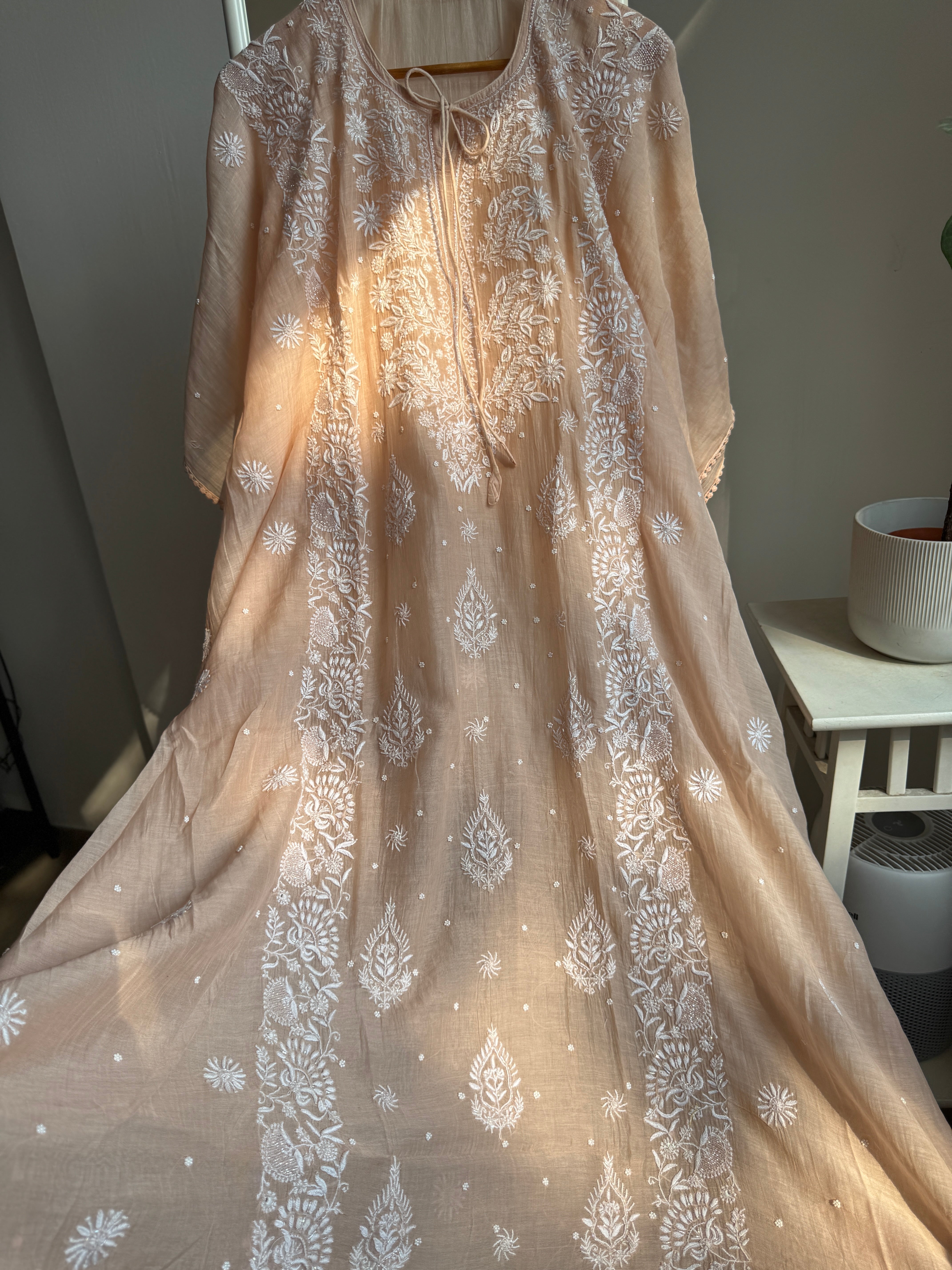 Mul Chanderi Chikankari Kaftan - Blush peach