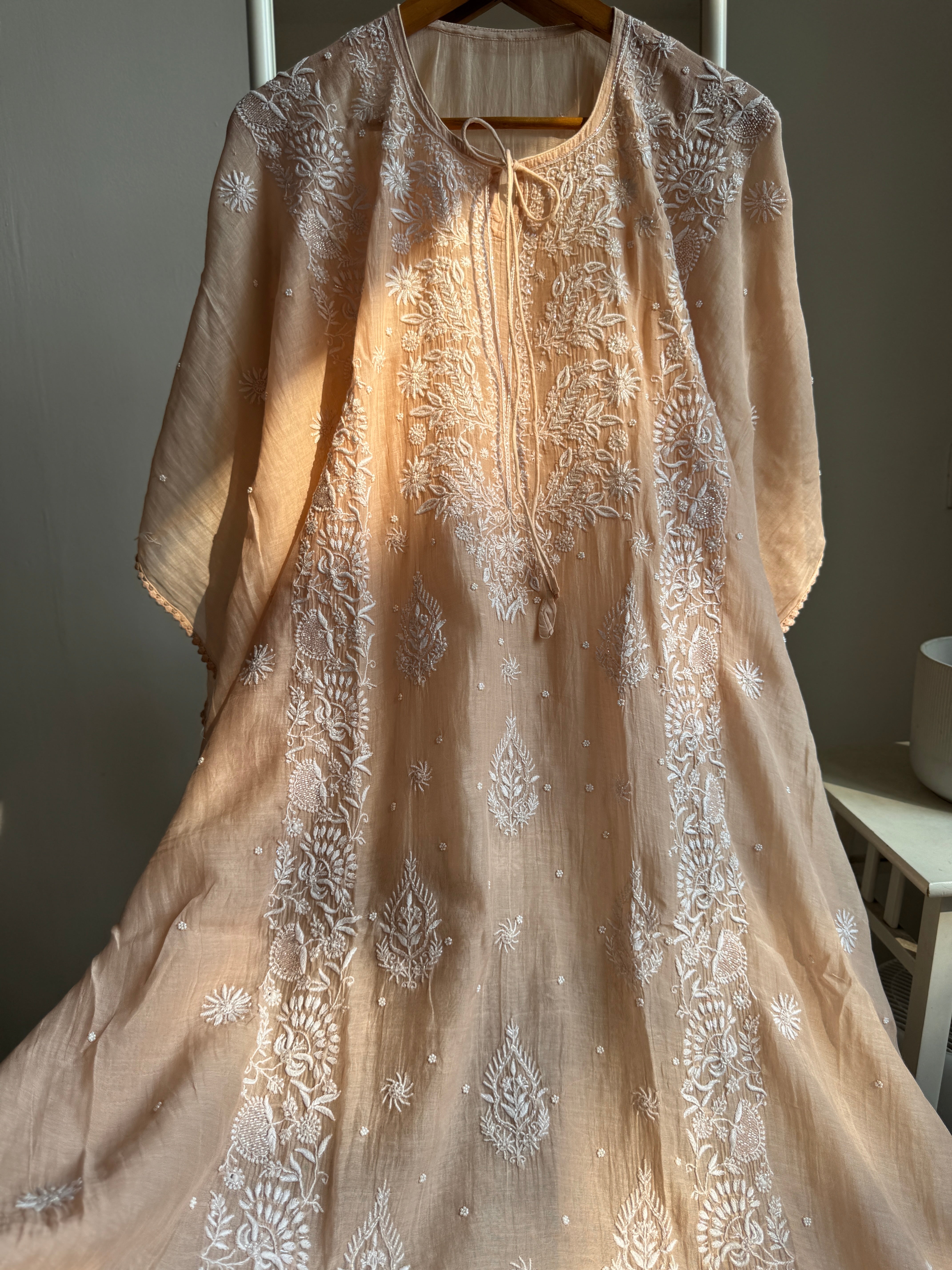 Mul Chanderi Chikankari Kaftan - Blush peach