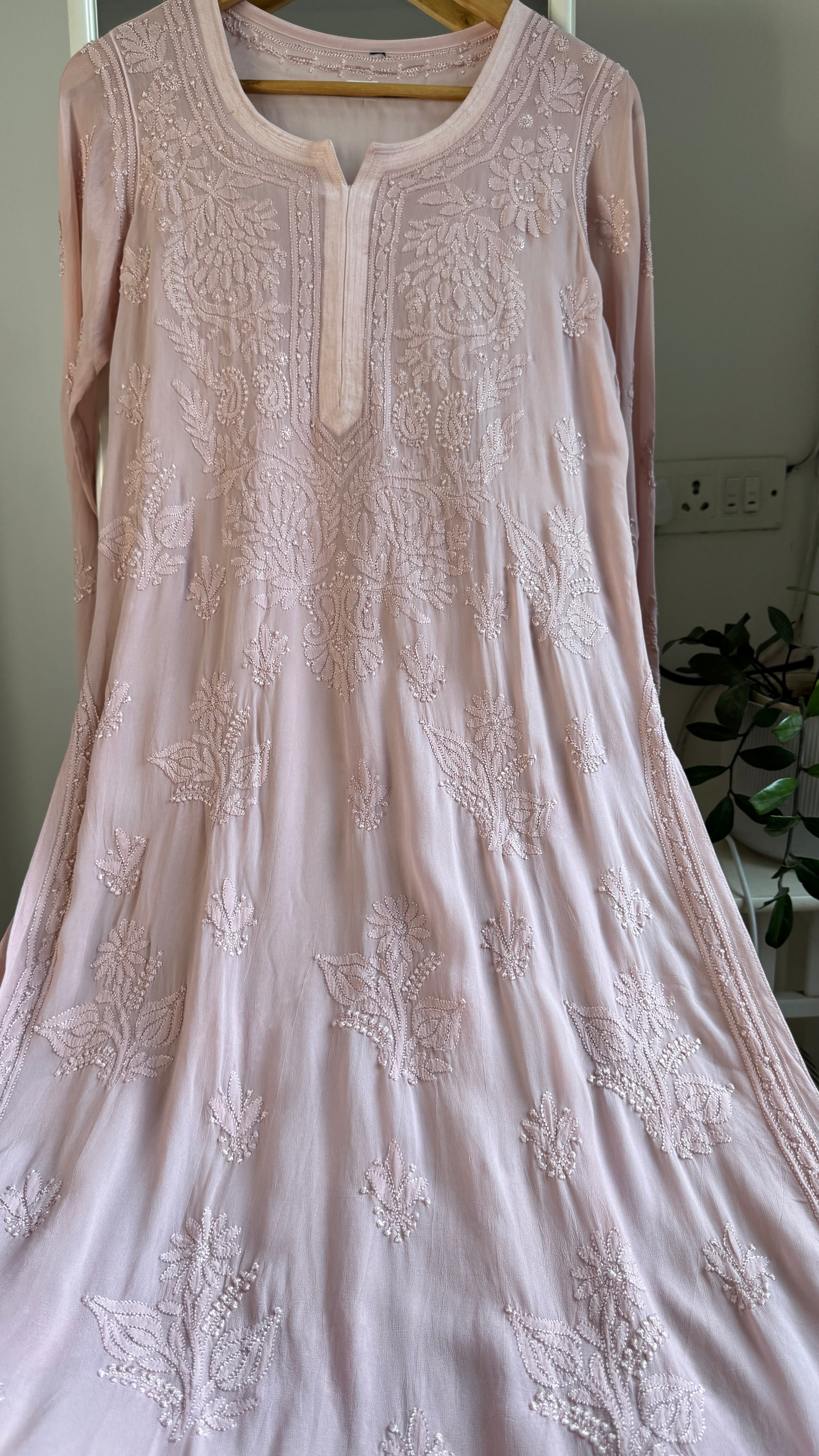 Viscose Kurti - Gala Booti- Pale Pink